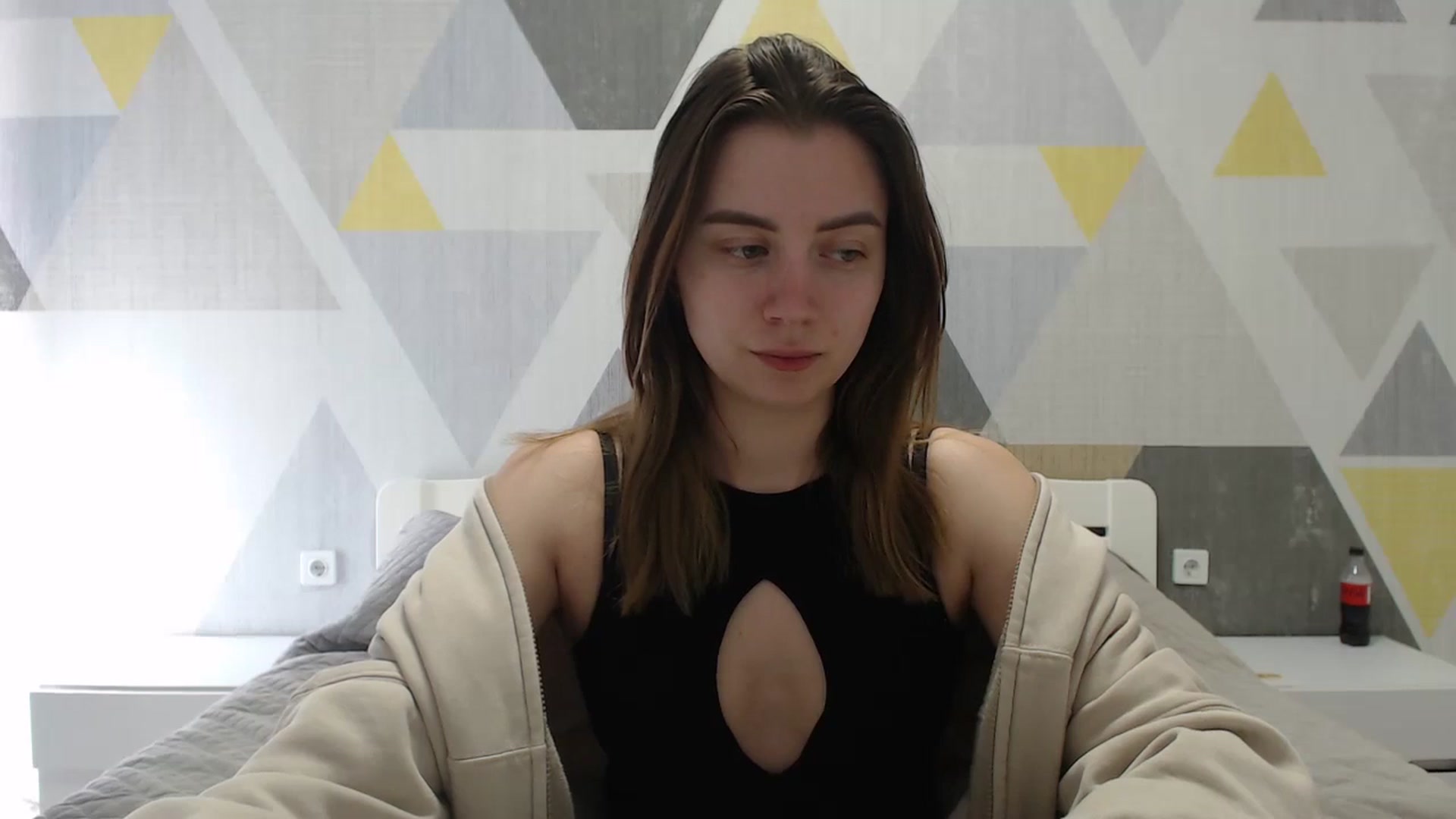 Gallery image thumbnail from Sulfate0's myfreecams stream on, 04/14/2025, 10:14 image 10 of 20