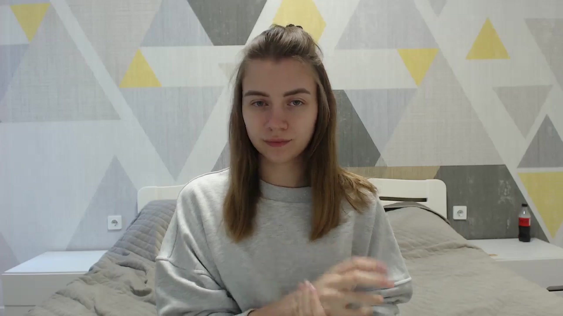 Gallery image thumbnail from Sulfate0's myfreecams stream on, 04/15/2025, 07:03 image 9 of 20