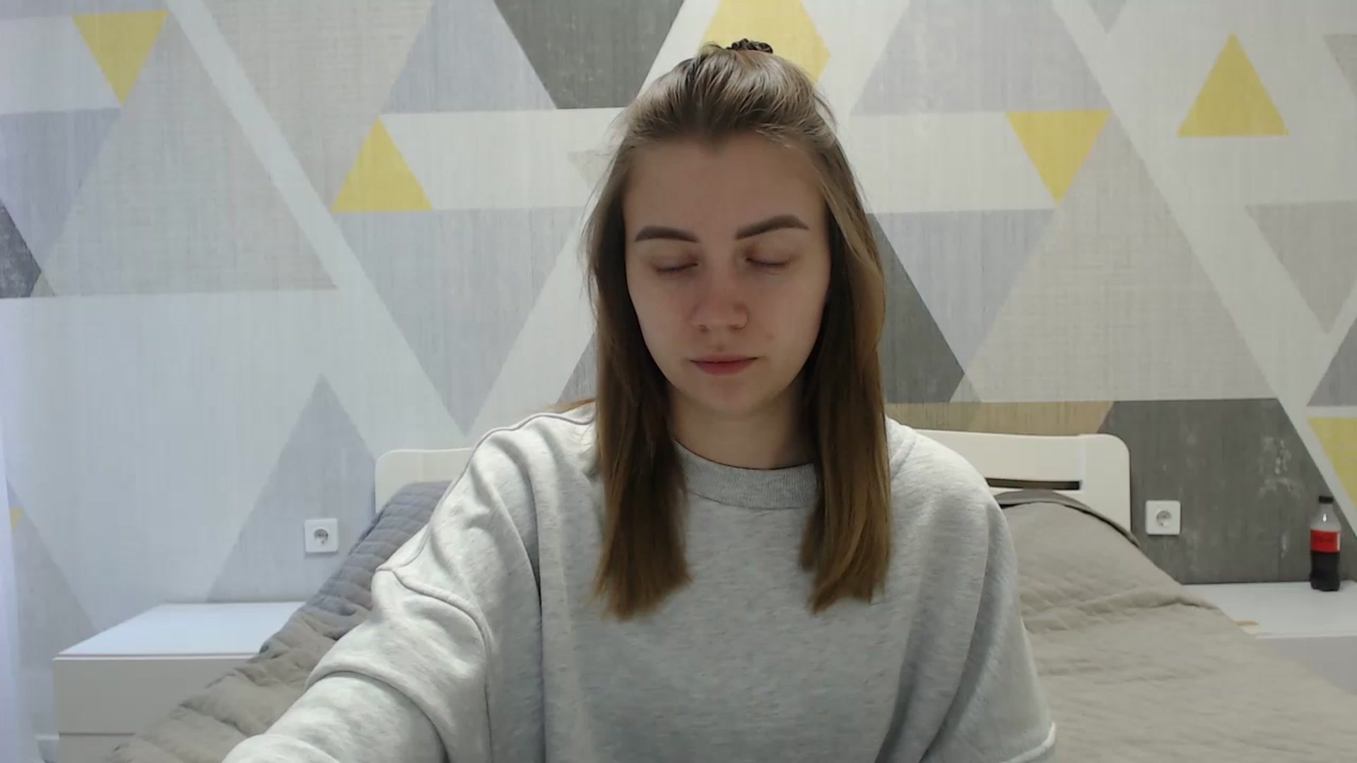 Gallery image thumbnail from Sulfate0's myfreecams stream on, 04/15/2025, 07:03 image 6 of 20