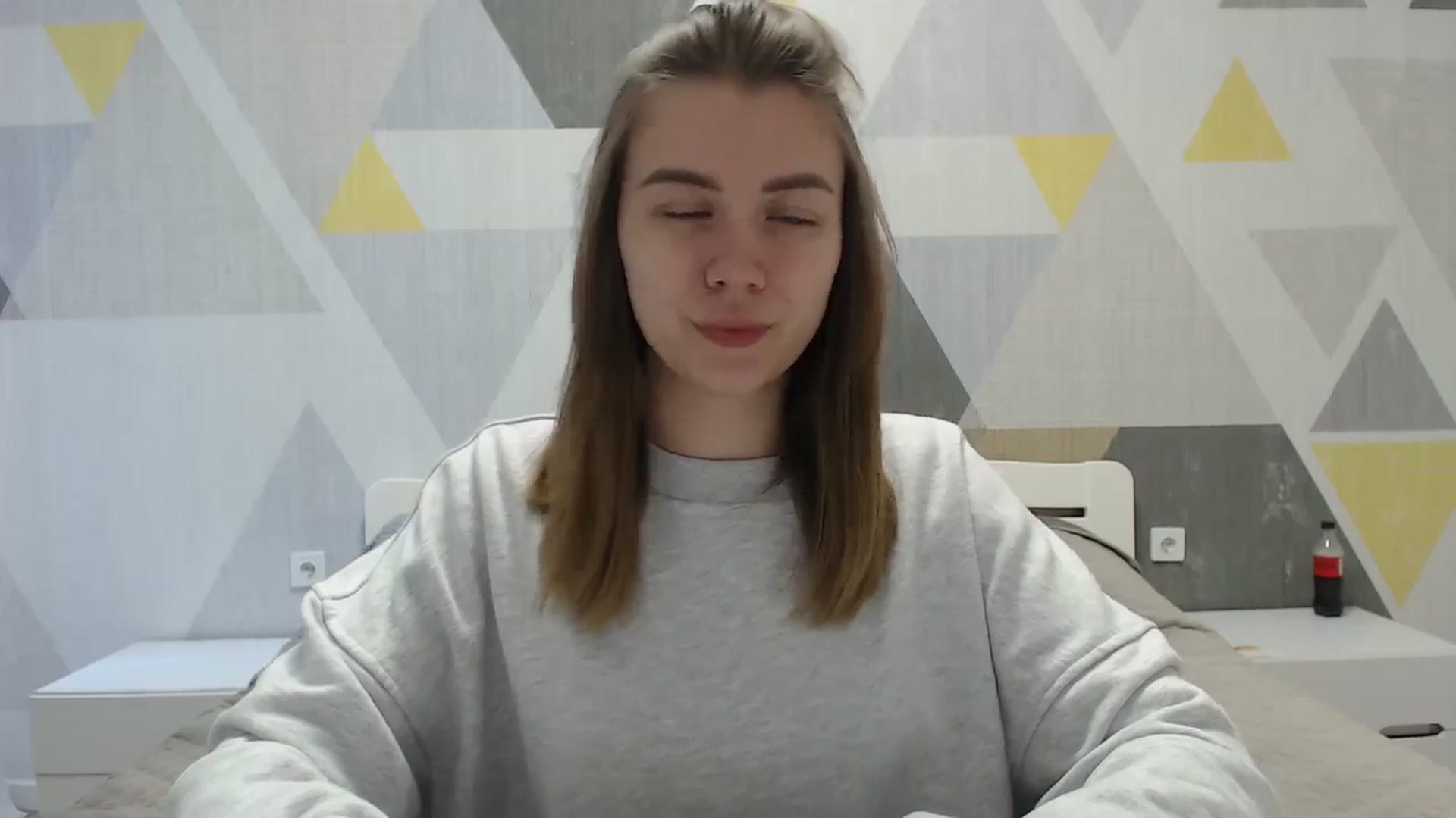 Gallery image thumbnail from Sulfate0's myfreecams stream on, 04/15/2025, 07:03 image 12 of 20