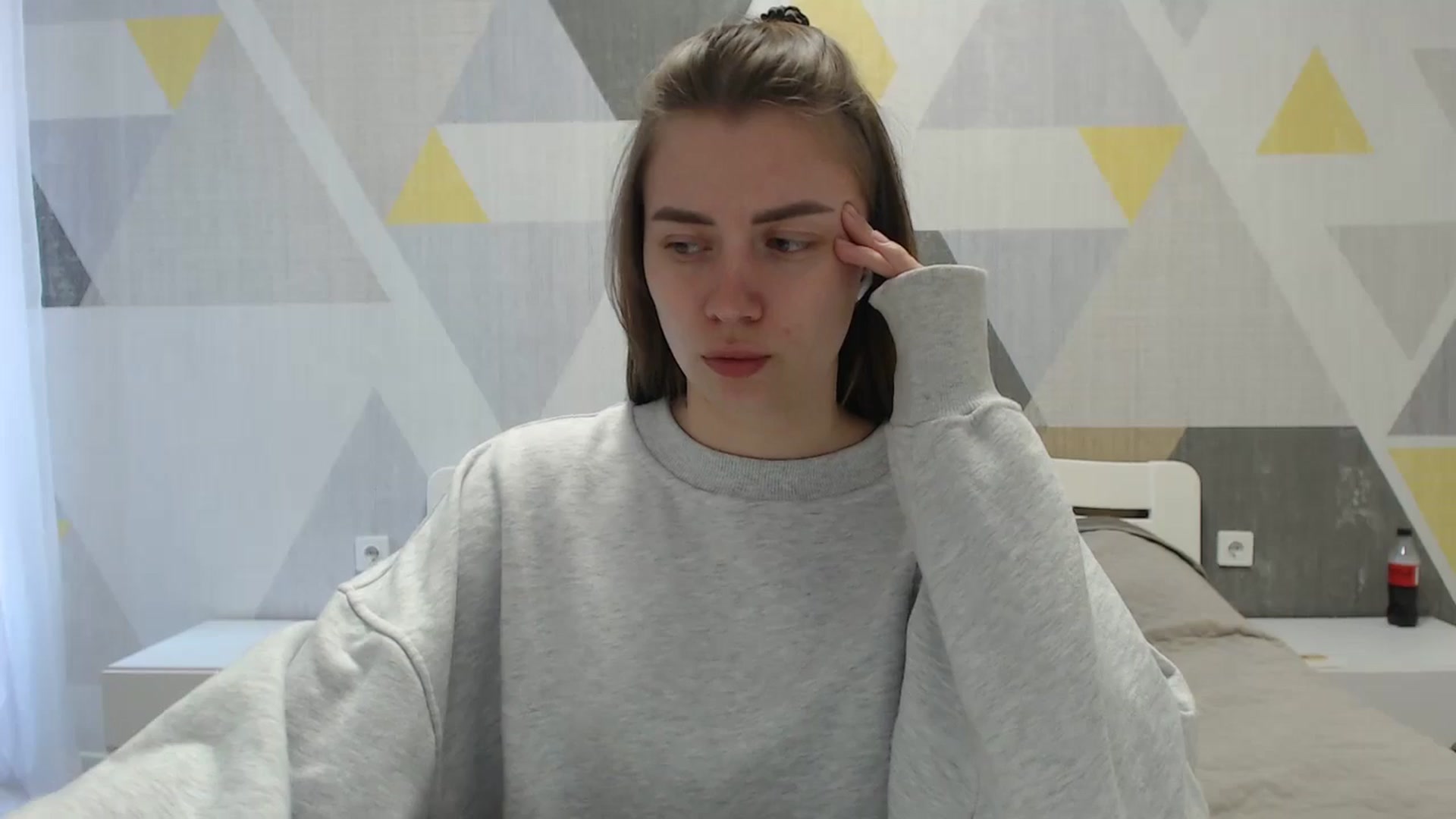 Gallery image thumbnail from Sulfate0's myfreecams stream on, 04/15/2025, 07:58 image 14 of 20