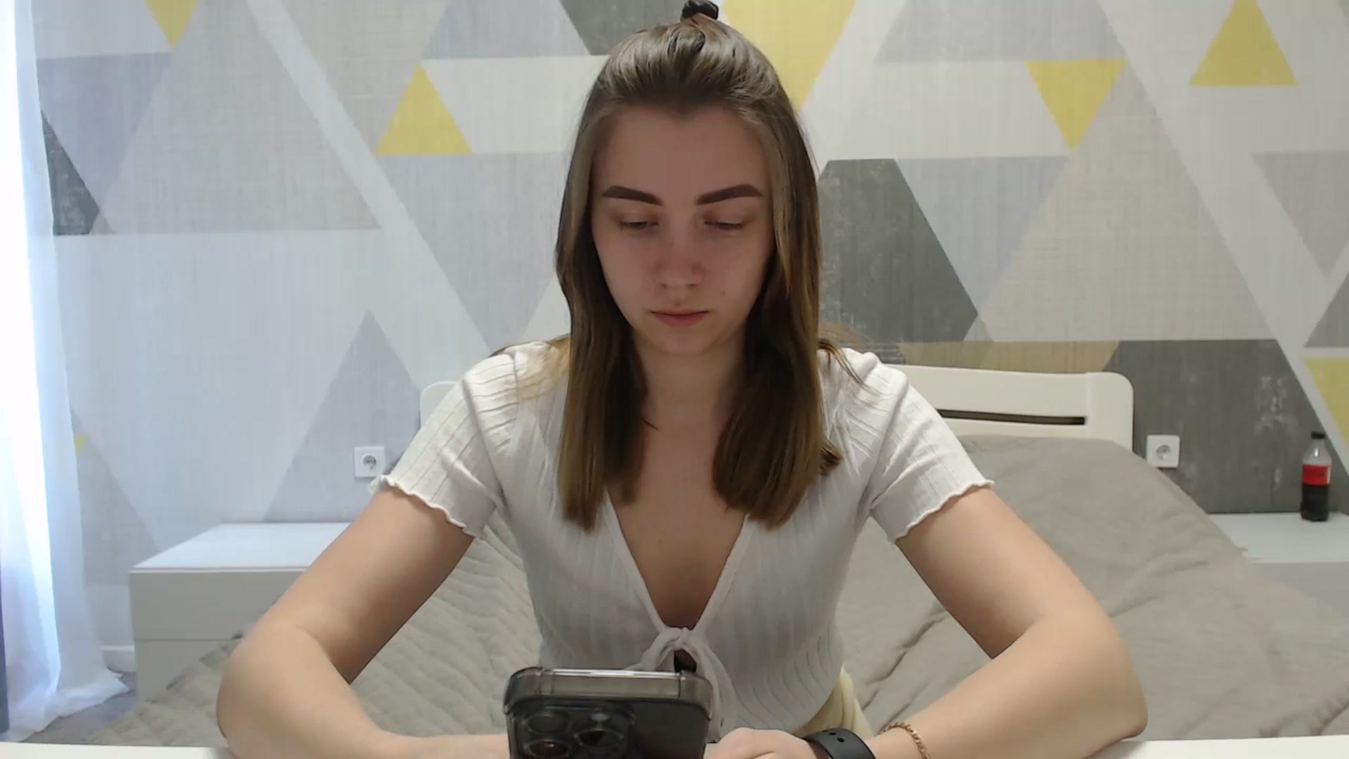 Gallery image thumbnail from Sulfate0's myfreecams stream on, 04/17/2025, 07:49 image 16 of 20