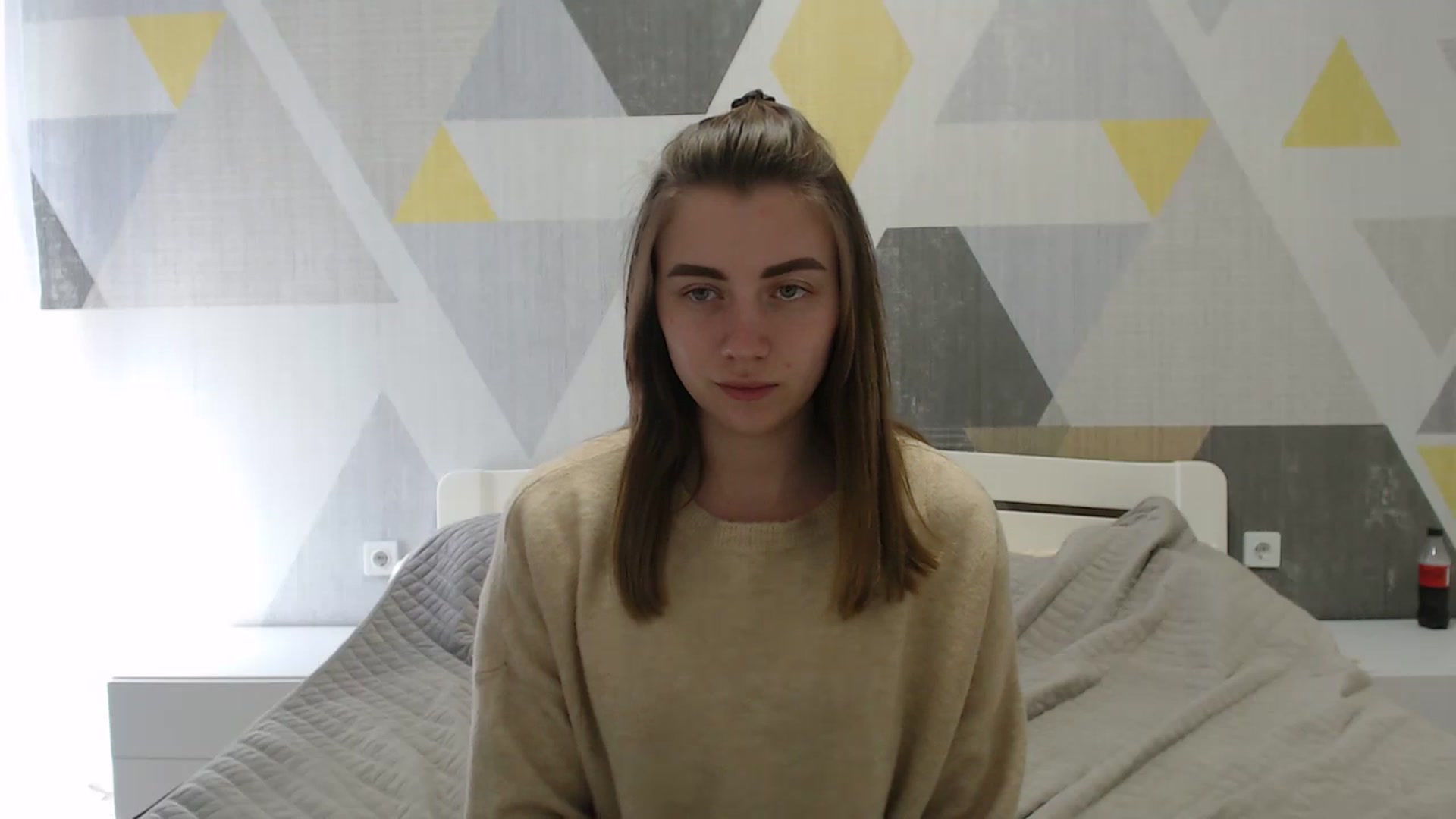 Gallery image thumbnail from Sulfate0's myfreecams stream on, 04/17/2025, 10:04 image 15 of 20