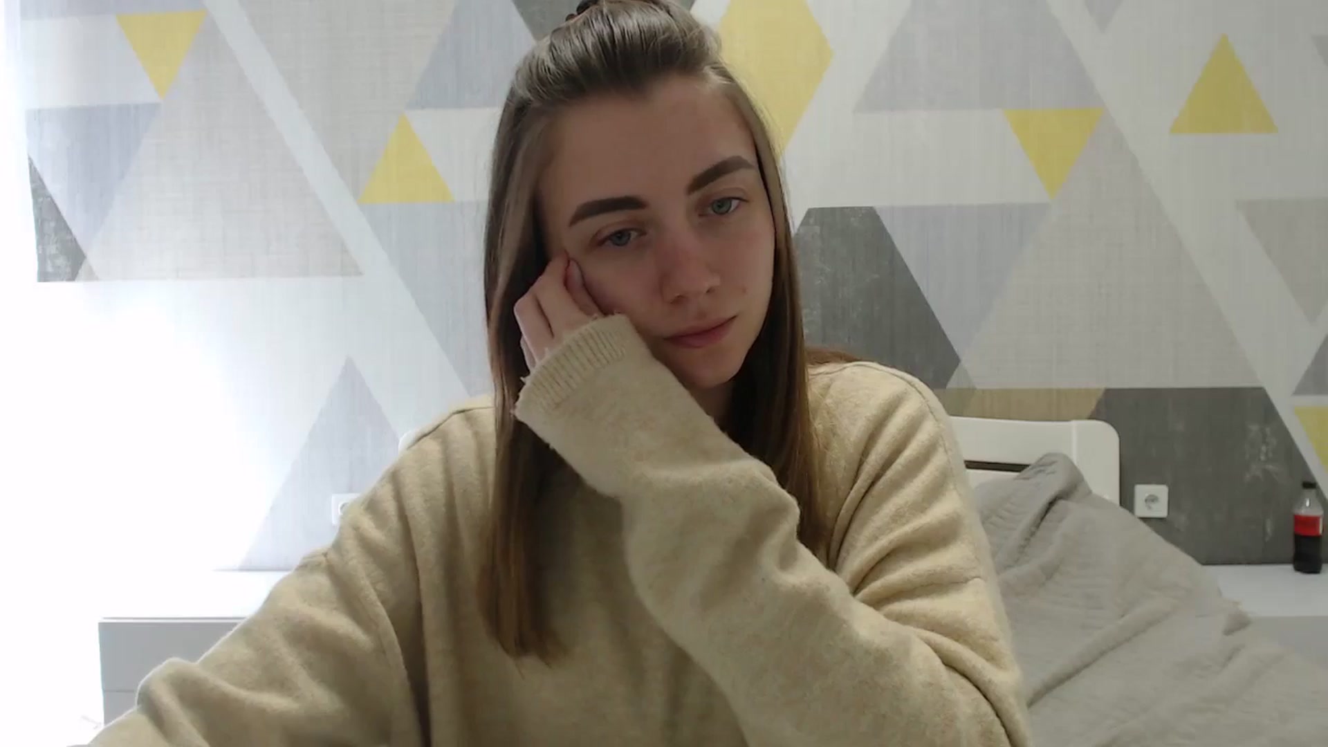 Gallery image thumbnail from Sulfate0's myfreecams stream on, 04/17/2025, 10:04 image 16 of 20