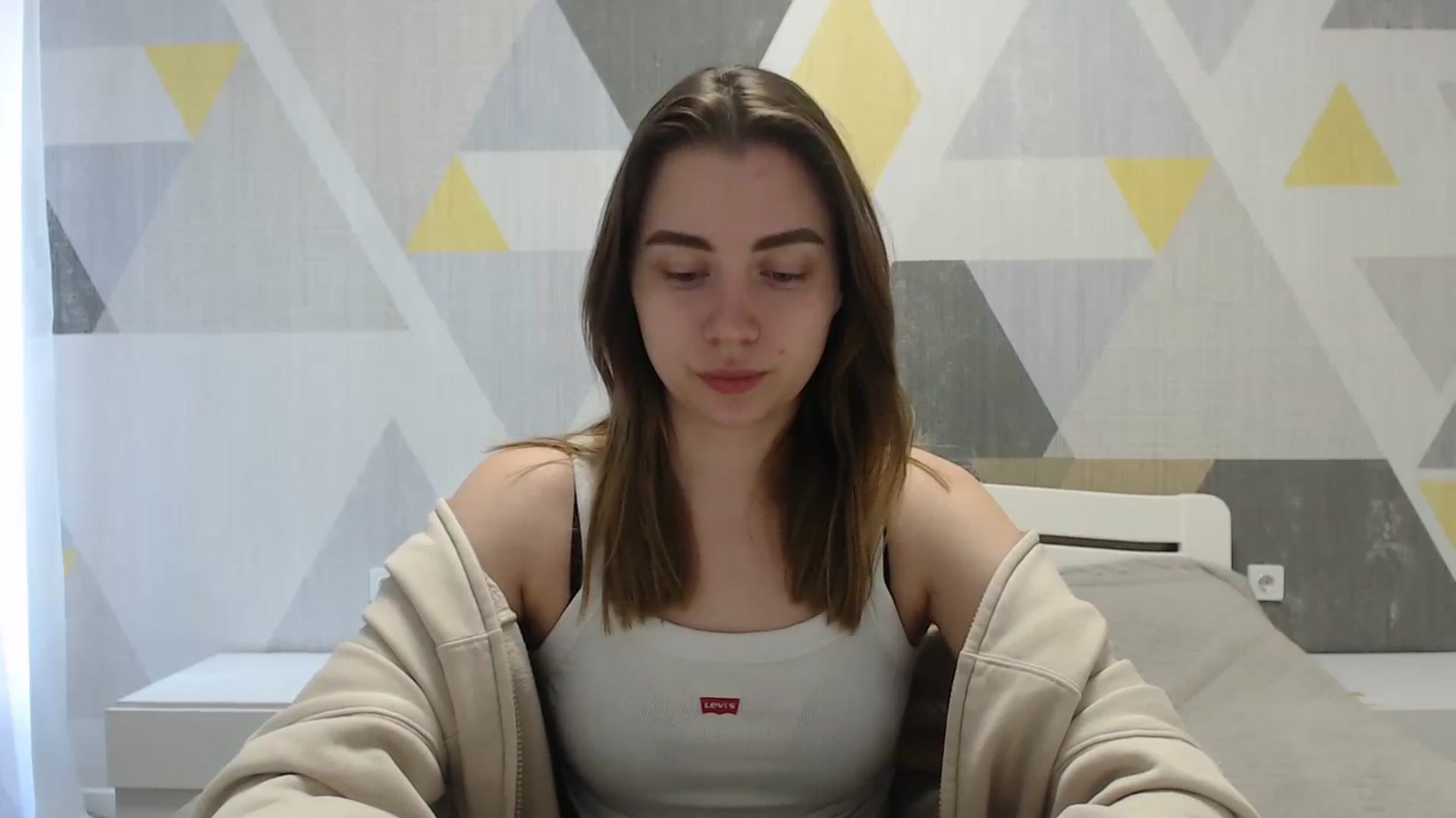 Gallery image thumbnail from Sulfate0's myfreecams stream on, 04/18/2025, 07:44 image 6 of 20