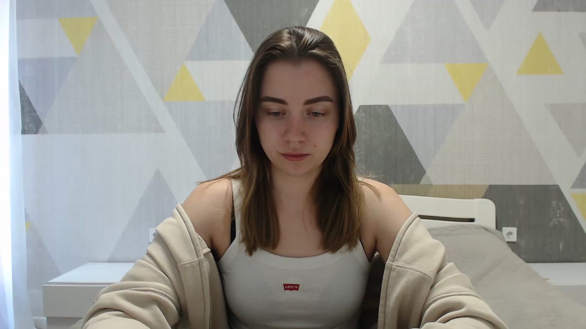 Gallery image thumbnail from Sulfate0's myfreecams stream on, 04/18/2025, 07:44 image 5 of 20