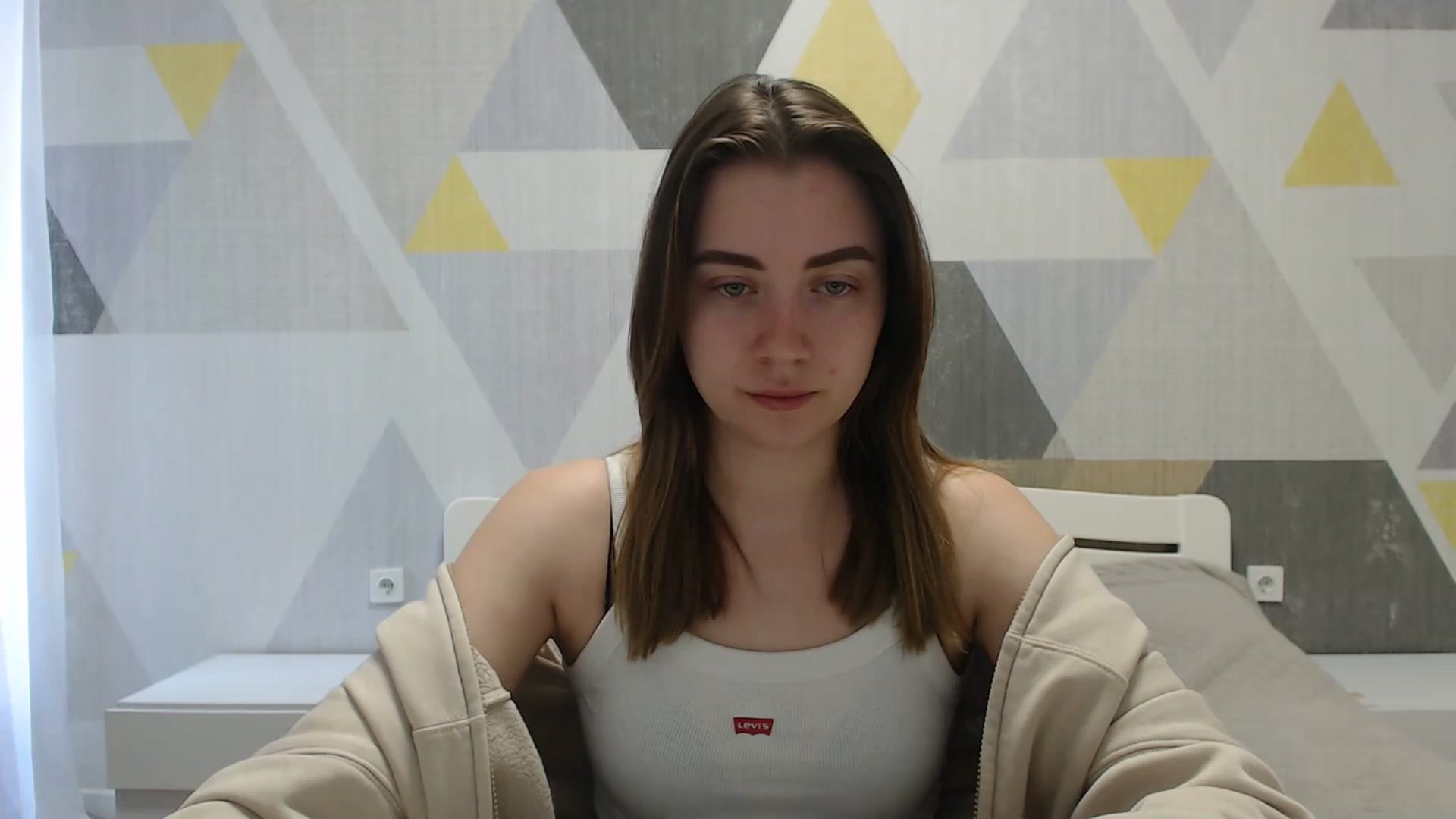 Gallery image thumbnail from Sulfate0's myfreecams stream on, 04/18/2025, 07:44 image 16 of 20