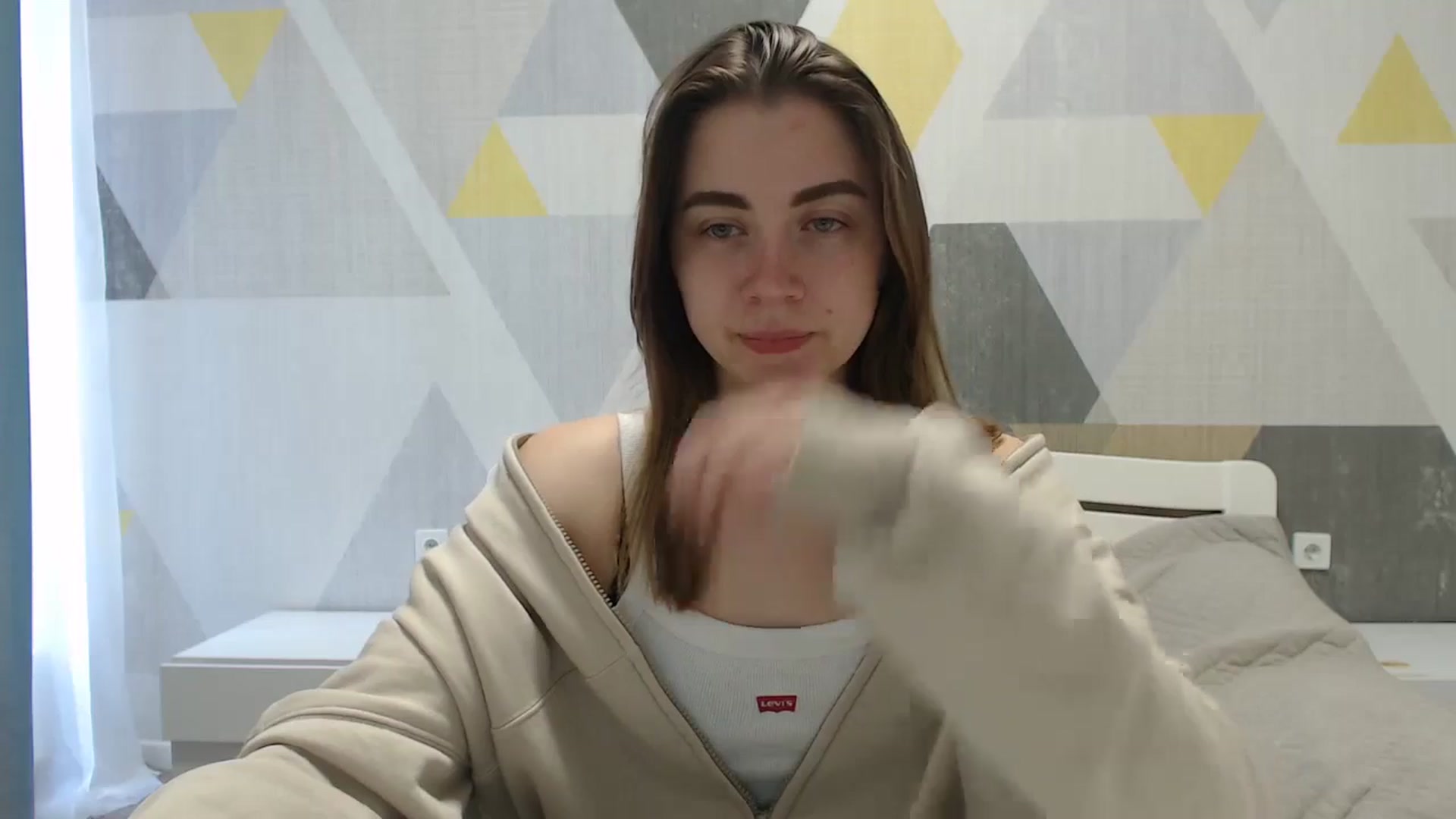 Gallery image thumbnail from Sulfate0's myfreecams stream on, 04/18/2025, 08:37 image 2 of 20