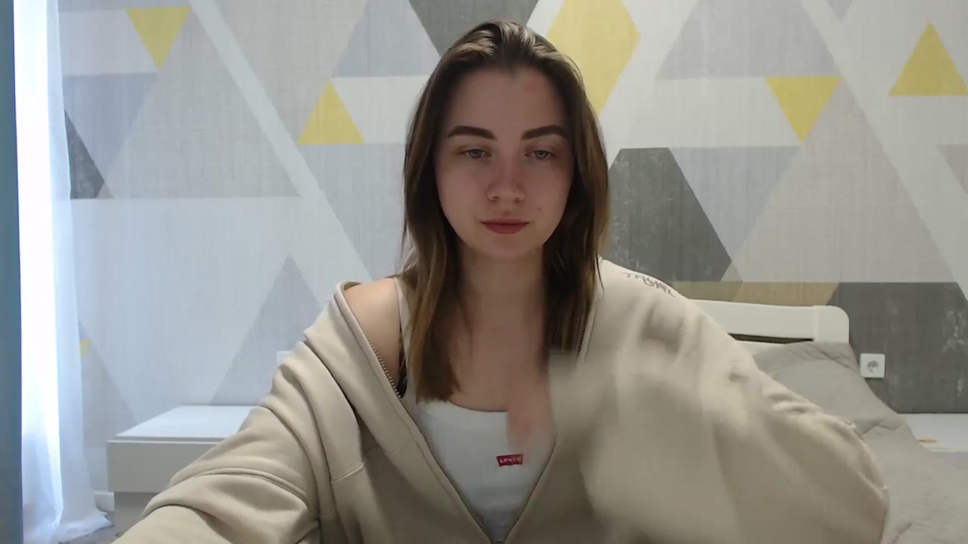 Gallery image thumbnail from Sulfate0's myfreecams stream on, 04/18/2025, 08:37 image 7 of 20