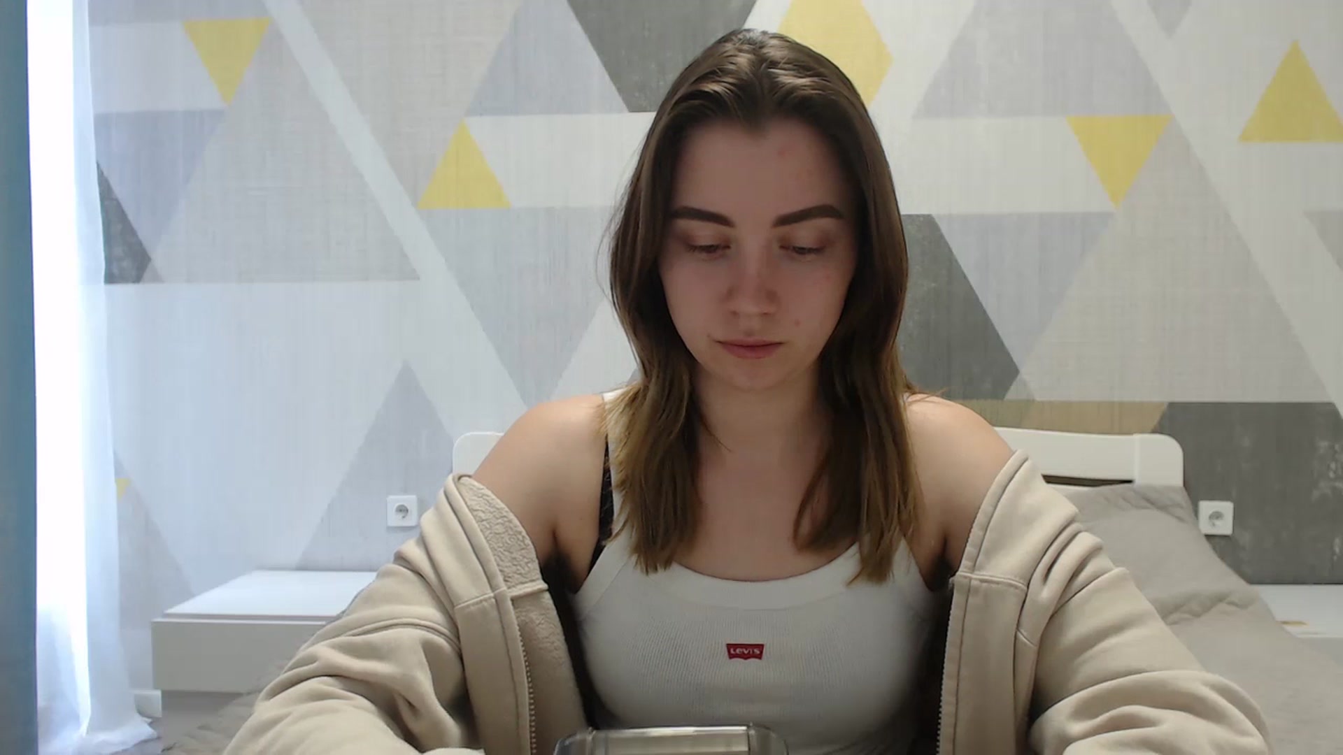 Gallery image thumbnail from Sulfate0's myfreecams stream on, 04/18/2025, 09:07 image 13 of 20