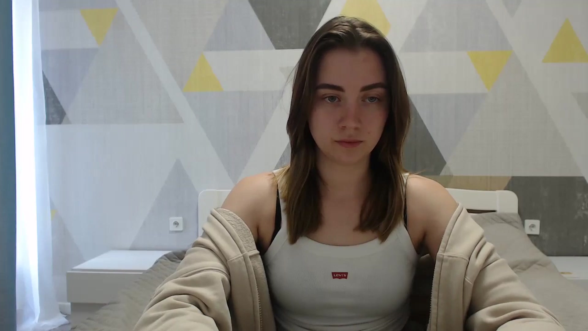 Gallery image thumbnail from Sulfate0's myfreecams stream on, 04/18/2025, 09:07 image 11 of 20