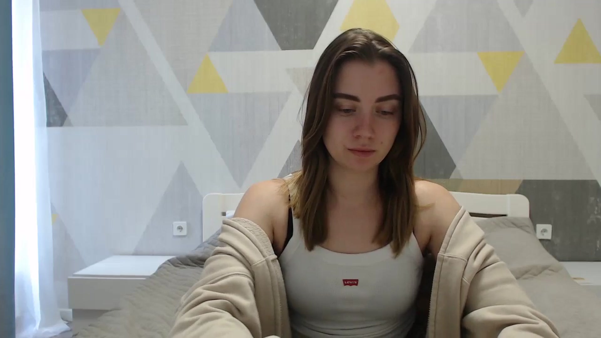 Gallery image thumbnail from Sulfate0's myfreecams stream on, 04/18/2025, 09:07 image 8 of 20