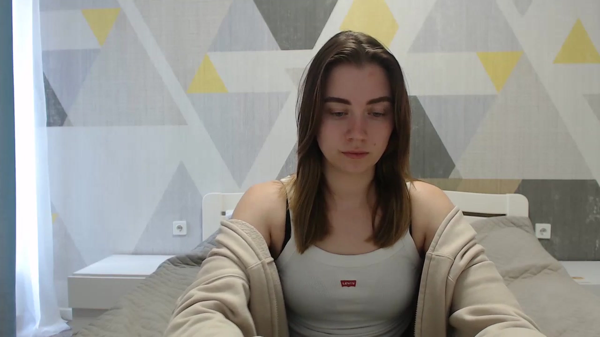 Gallery image thumbnail from Sulfate0's myfreecams stream on, 04/18/2025, 09:07 image 10 of 20