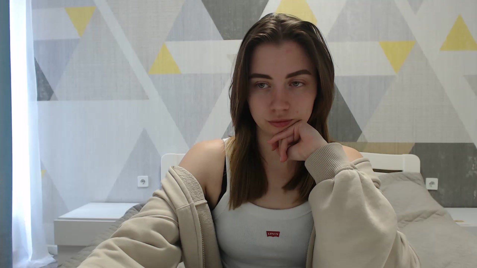 Gallery image thumbnail from Sulfate0's myfreecams stream on, 04/18/2025, 09:07 image 16 of 20