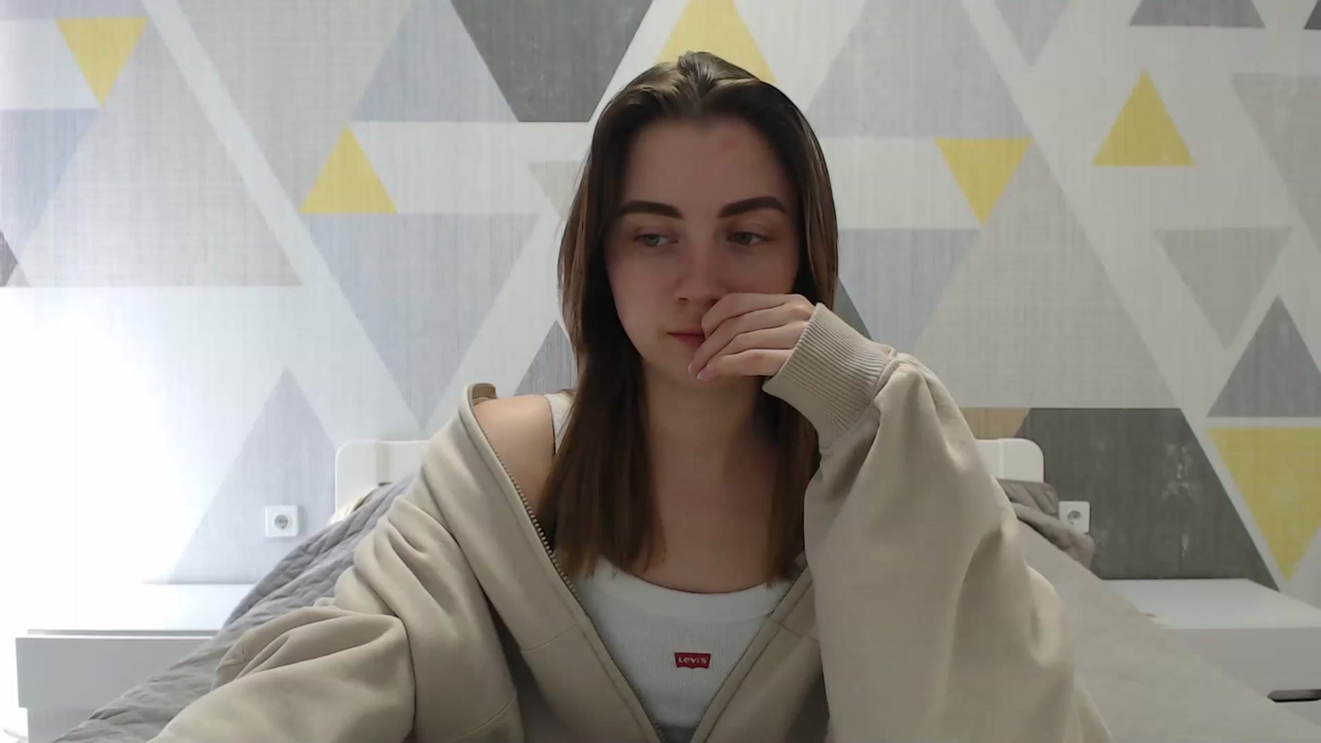 Gallery image thumbnail from Sulfate0's myfreecams stream on, 04/18/2025, 10:30 image 5 of 20