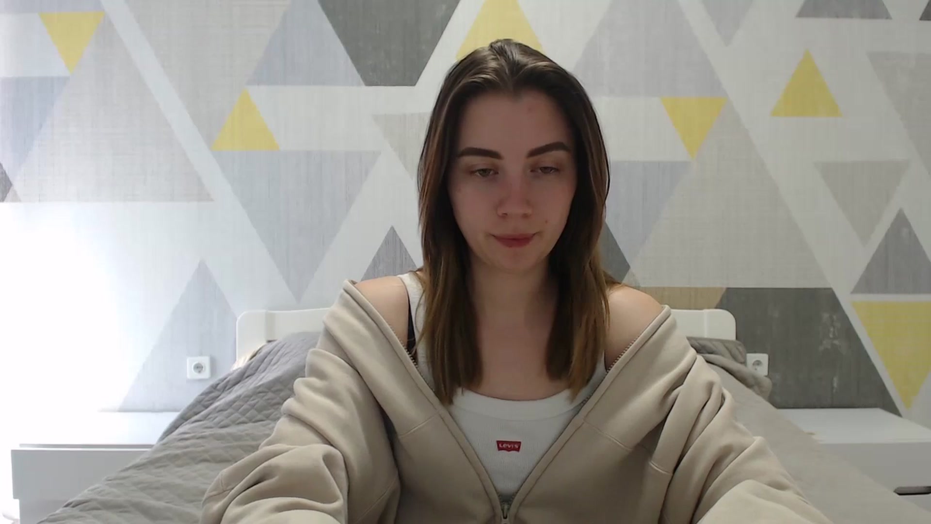 Gallery image thumbnail from Sulfate0's myfreecams stream on, 04/18/2025, 10:30 image 9 of 20
