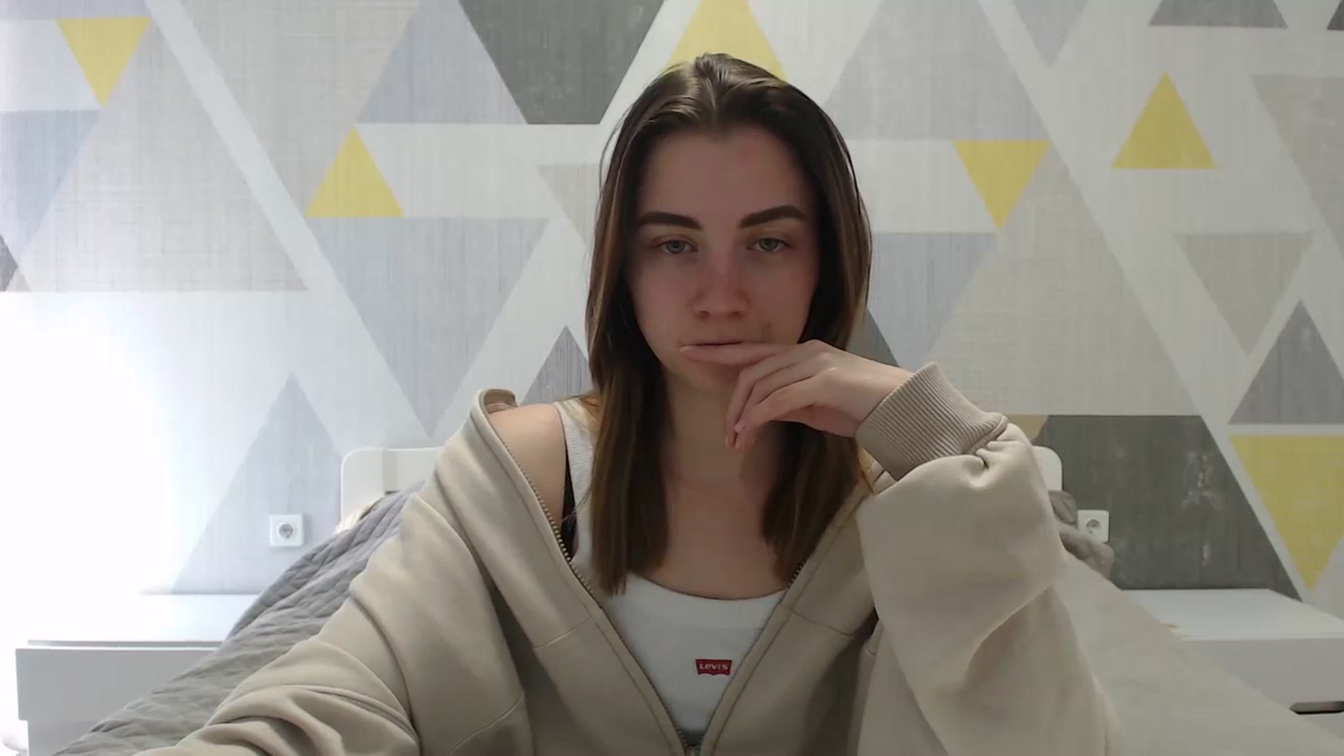 Gallery image thumbnail from Sulfate0's myfreecams stream on, 04/18/2025, 10:30 image 20 of 20