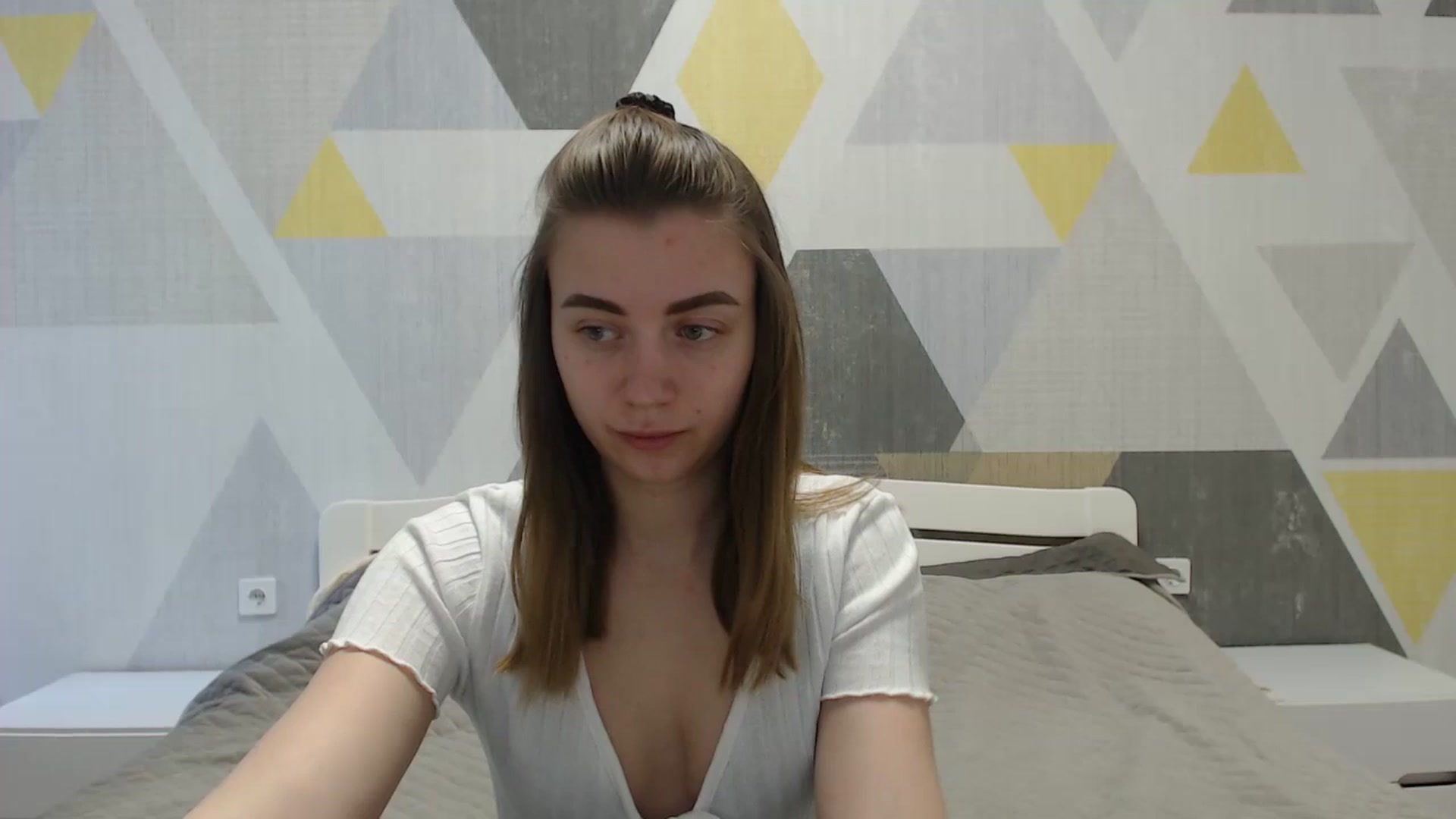 Gallery image thumbnail from Sulfate0's myfreecams stream on, 04/19/2025, 07:52 image 5 of 20