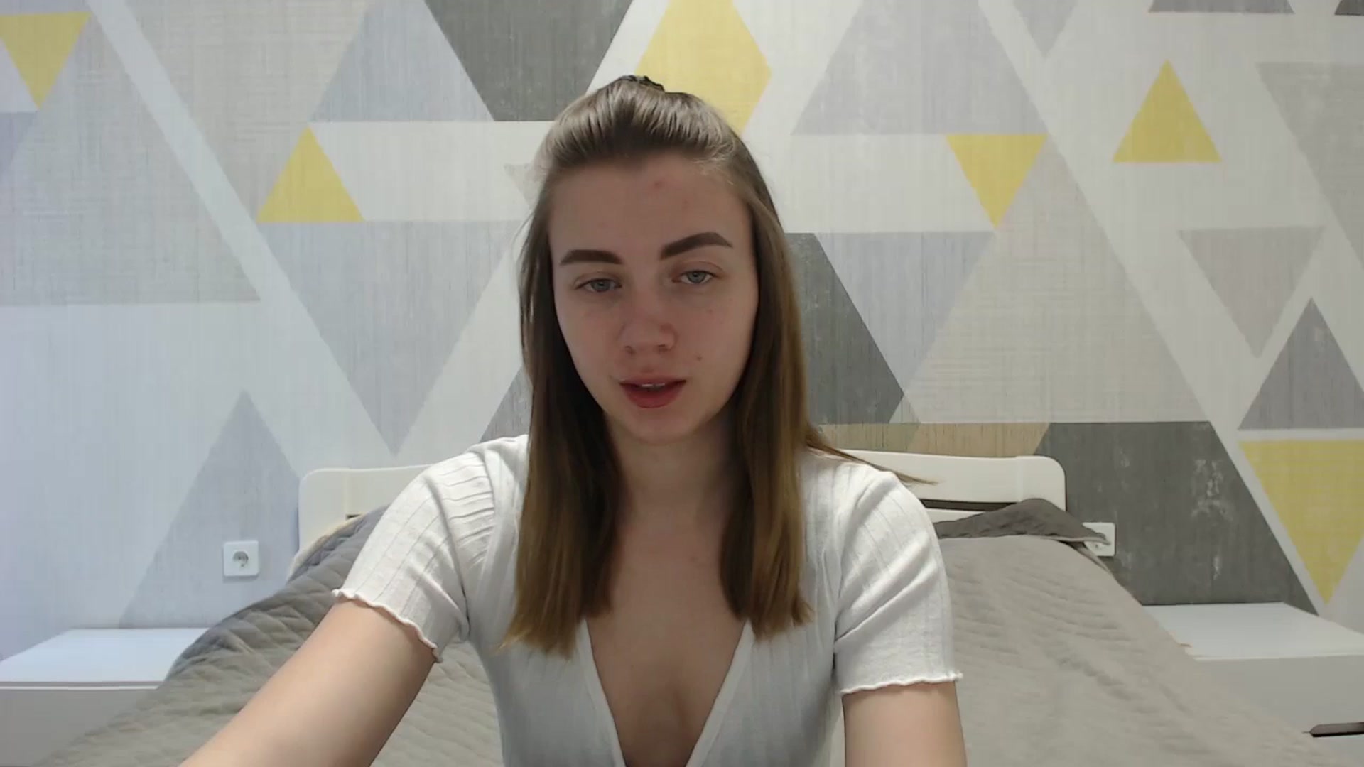 Gallery image thumbnail from Sulfate0's myfreecams stream on, 04/19/2025, 07:52 image 1 of 20