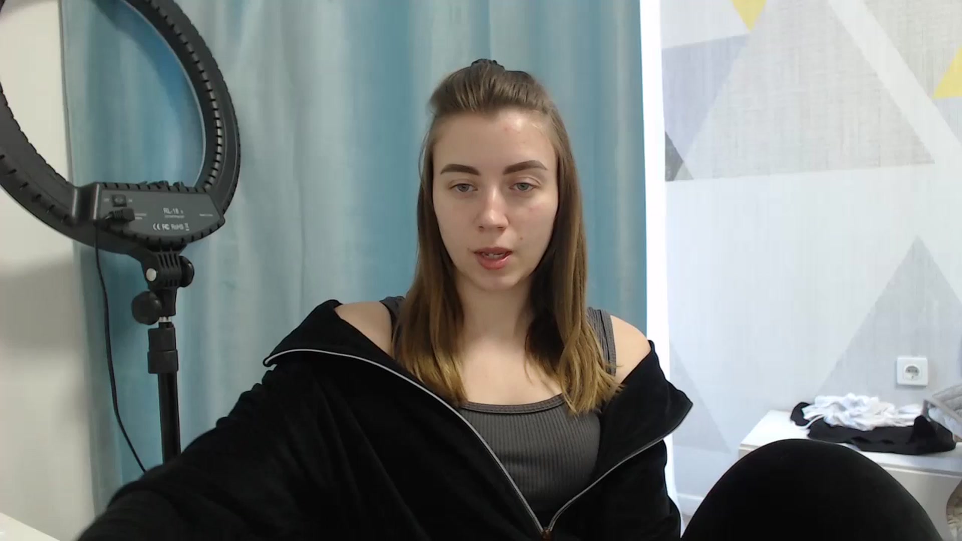 Gallery image thumbnail from Sulfate0's myfreecams stream on, 04/19/2025, 09:39 image 1 of 20