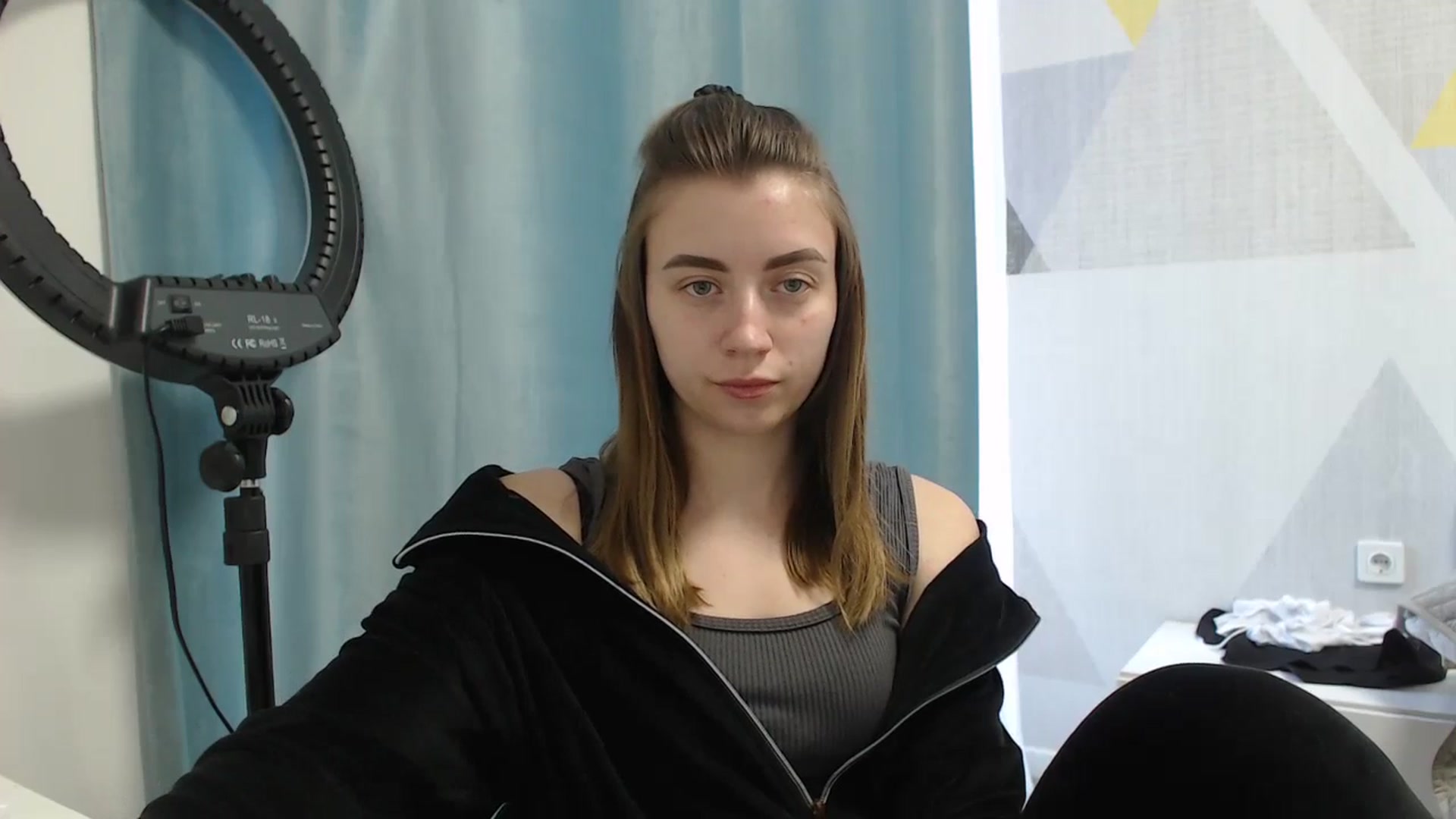 Gallery image thumbnail from Sulfate0's myfreecams stream on, 04/19/2025, 09:39 image 2 of 20