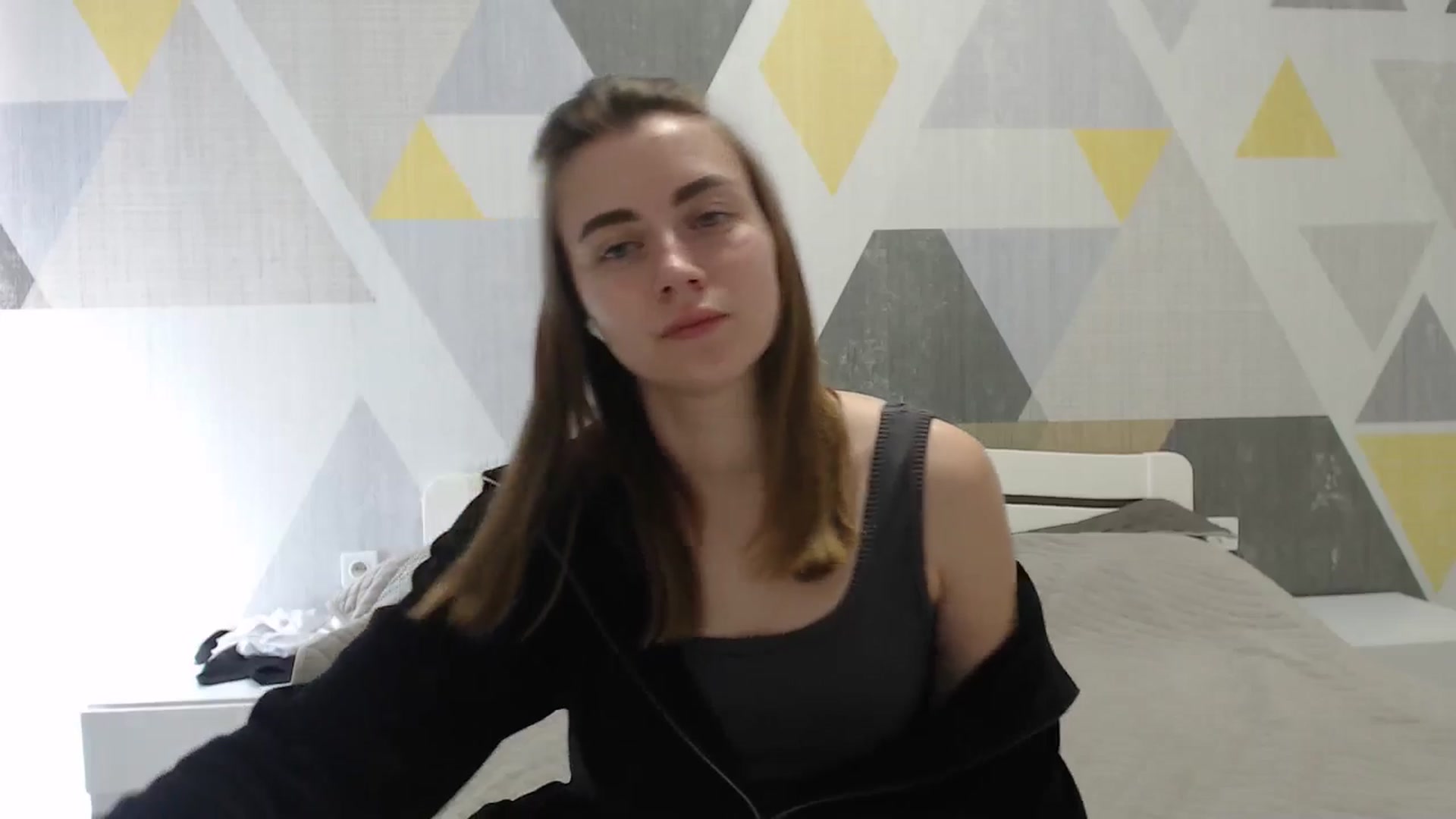 Gallery image thumbnail from Sulfate0's myfreecams stream on, 04/19/2025, 10:36 image 4 of 20