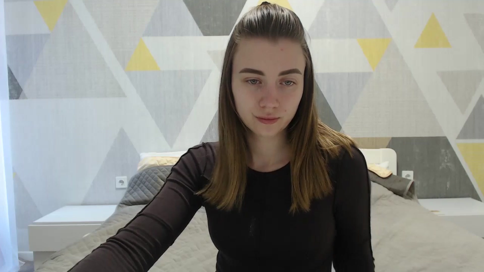 Gallery image thumbnail from Sulfate0's myfreecams stream on, 04/20/2025, 07:27 image 19 of 20