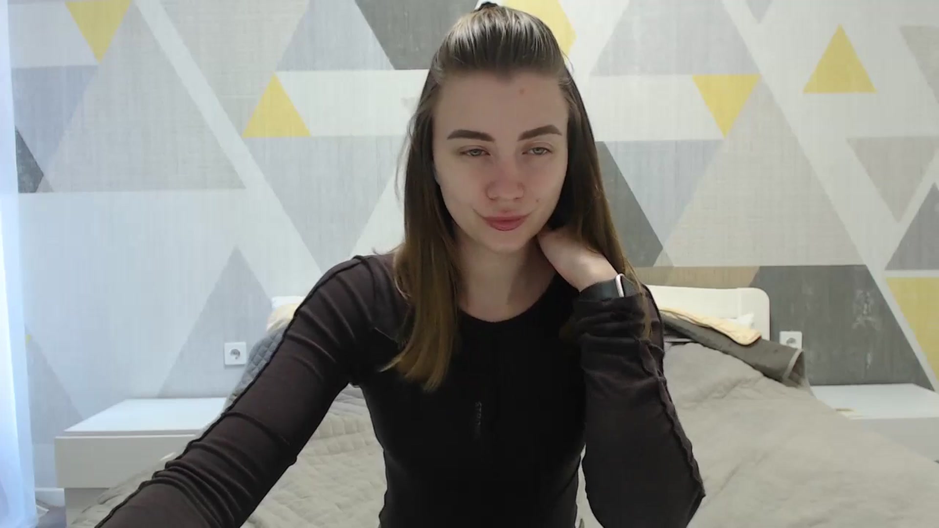 Gallery image thumbnail from Sulfate0's myfreecams stream on, 04/20/2025, 07:27 image 11 of 20