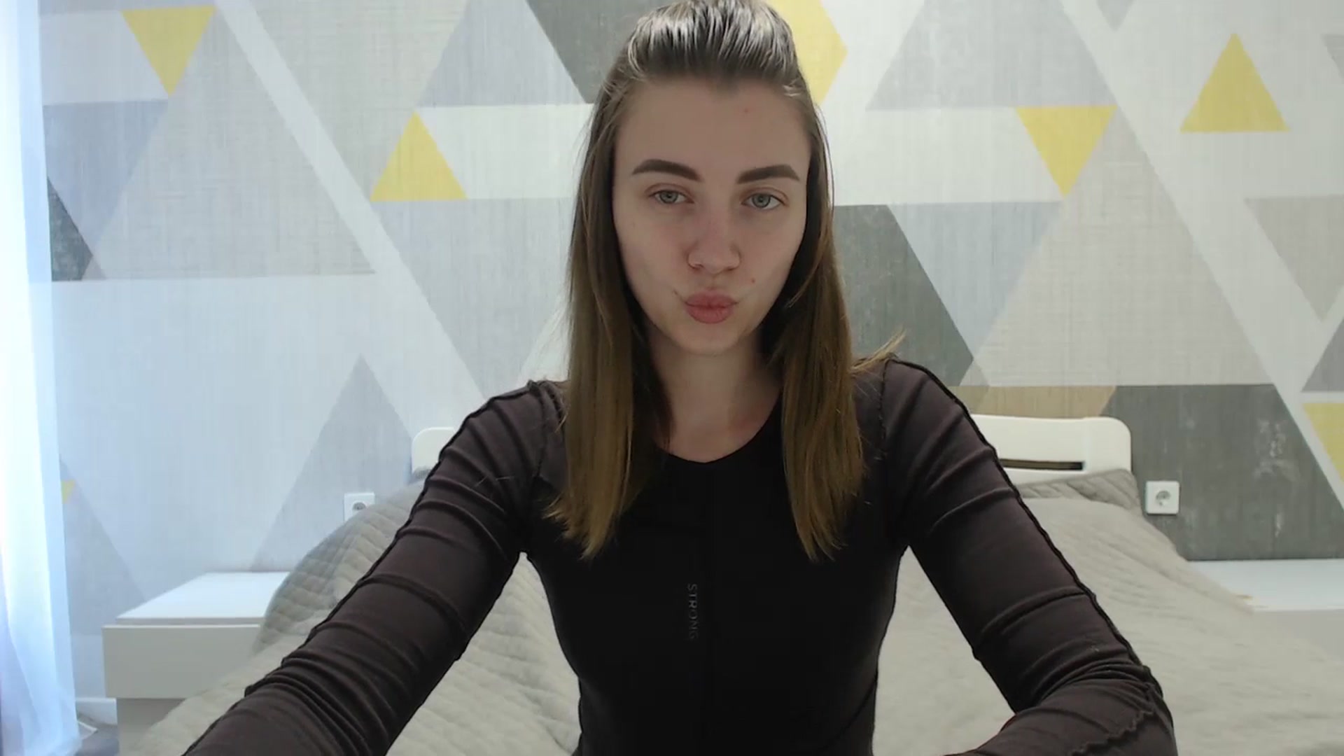 Gallery image thumbnail from Sulfate0's myfreecams stream on, 04/20/2025, 08:29 image 5 of 20