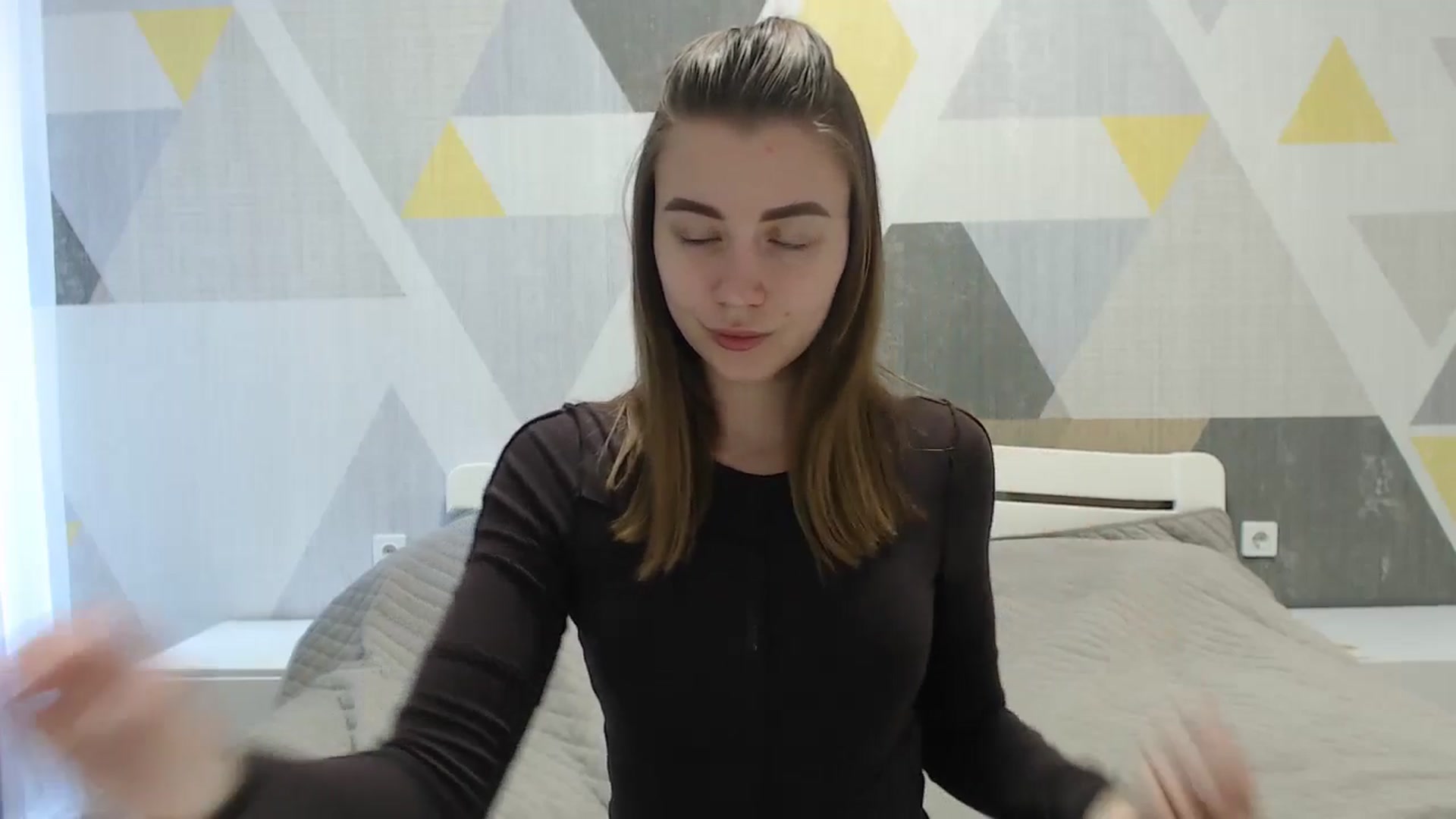 Gallery image thumbnail from Sulfate0's myfreecams stream on, 04/20/2025, 08:29 image 6 of 20