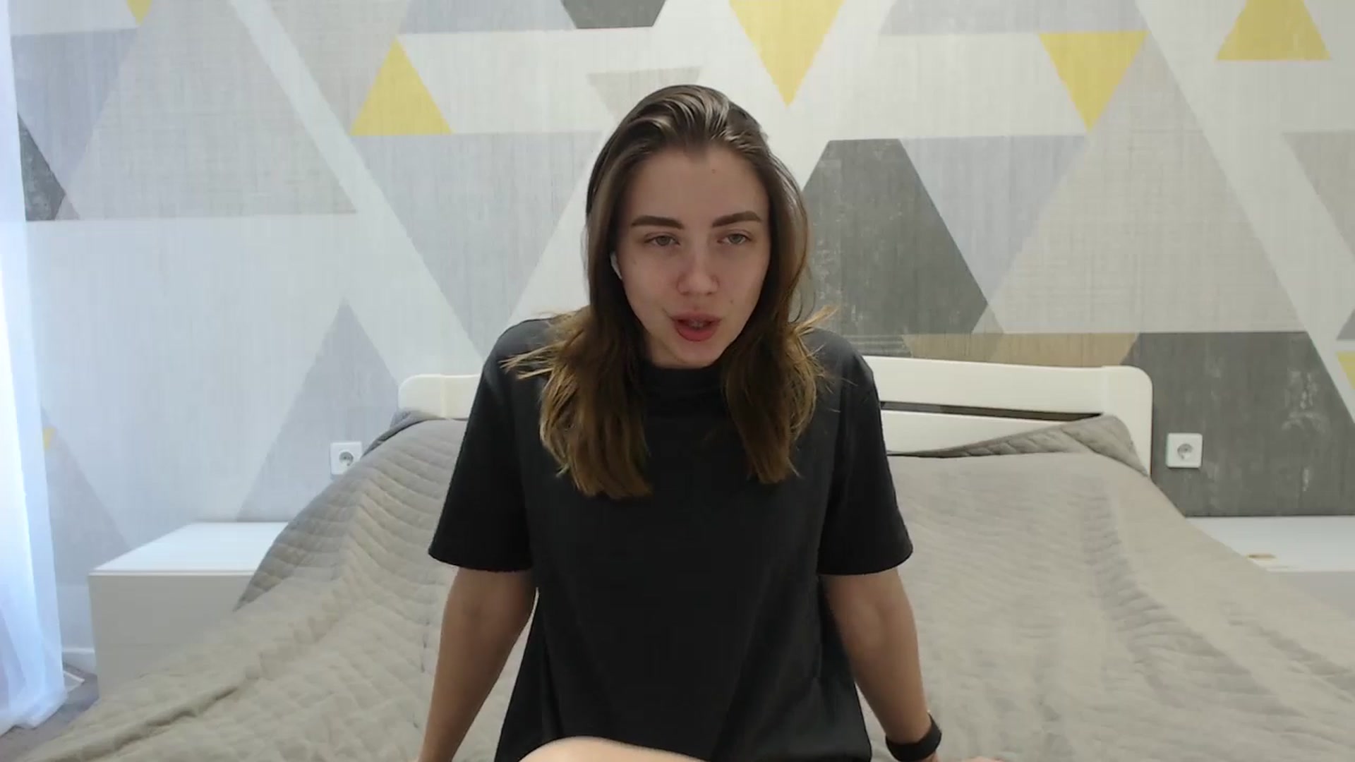 Gallery image thumbnail from Sulfate0's myfreecams stream on, 04/21/2025, 07:43 image 17 of 20