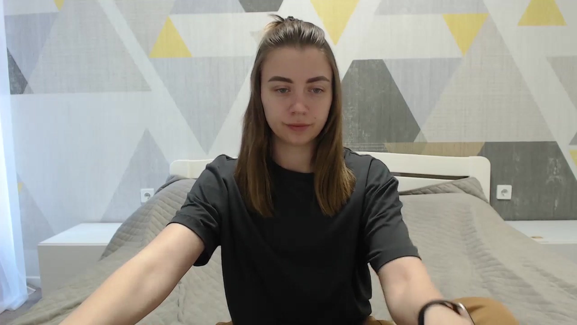 Gallery image thumbnail from Sulfate0's myfreecams stream on, 04/21/2025, 07:43 image 10 of 20