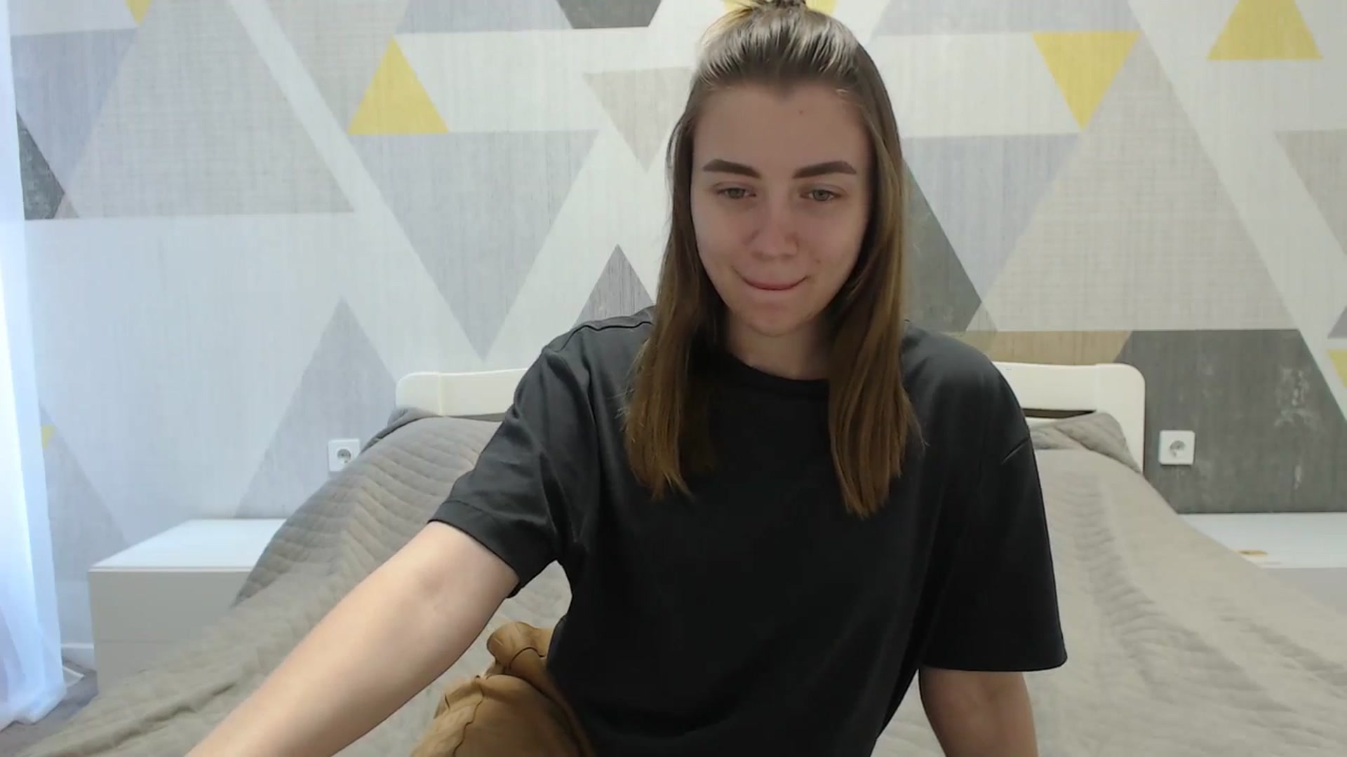 Gallery image thumbnail from Sulfate0's myfreecams stream on, 04/21/2025, 07:43 image 12 of 20