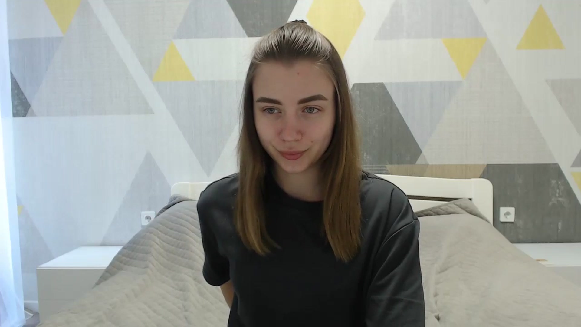 Gallery image thumbnail from Sulfate0's myfreecams stream on, 04/21/2025, 08:19 image 3 of 20
