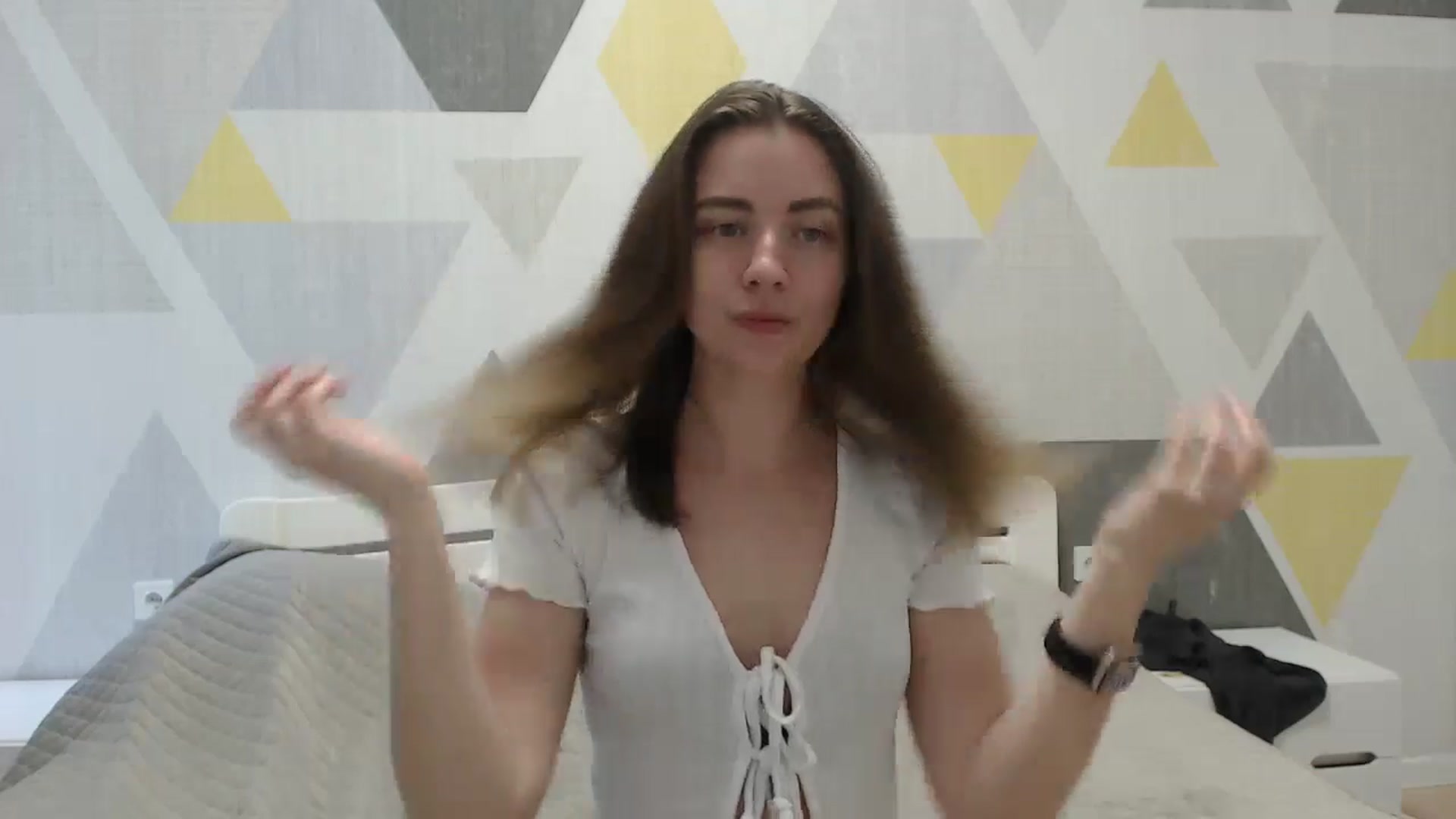 Gallery image thumbnail from Sulfate0's myfreecams stream on, 04/21/2025, 09:01 image 14 of 20