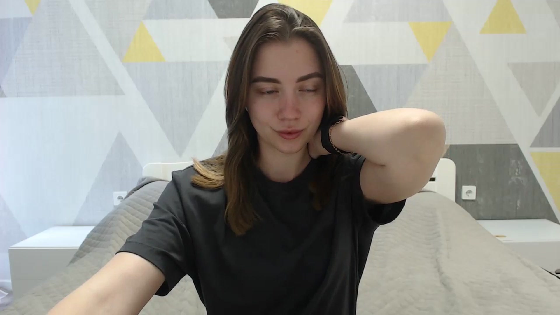 Gallery image thumbnail from Sulfate0's myfreecams stream on, 04/21/2025, 09:41 image 4 of 20