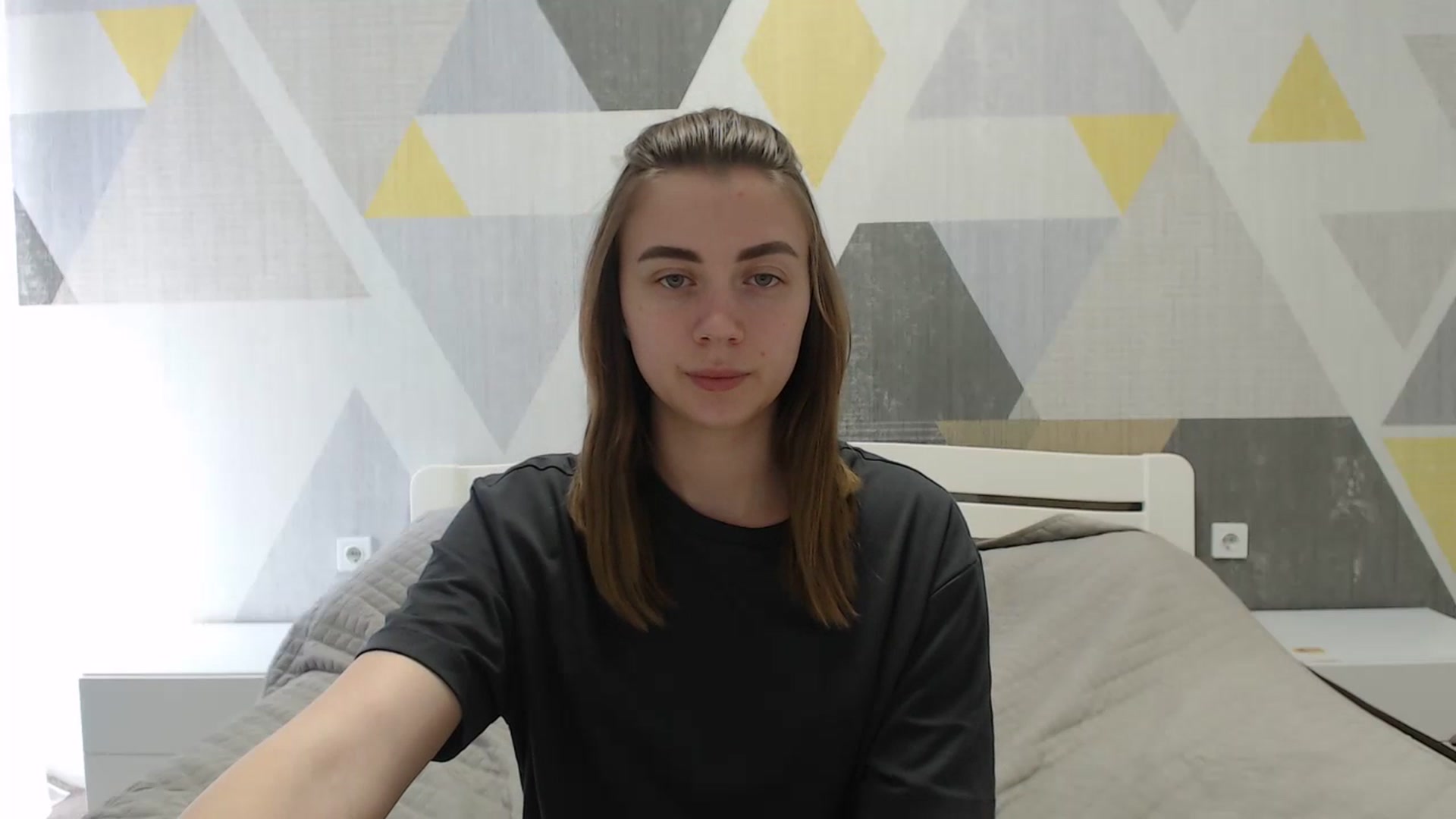 Gallery image thumbnail from Sulfate0's myfreecams stream on, 04/21/2025, 10:50 image 15 of 20