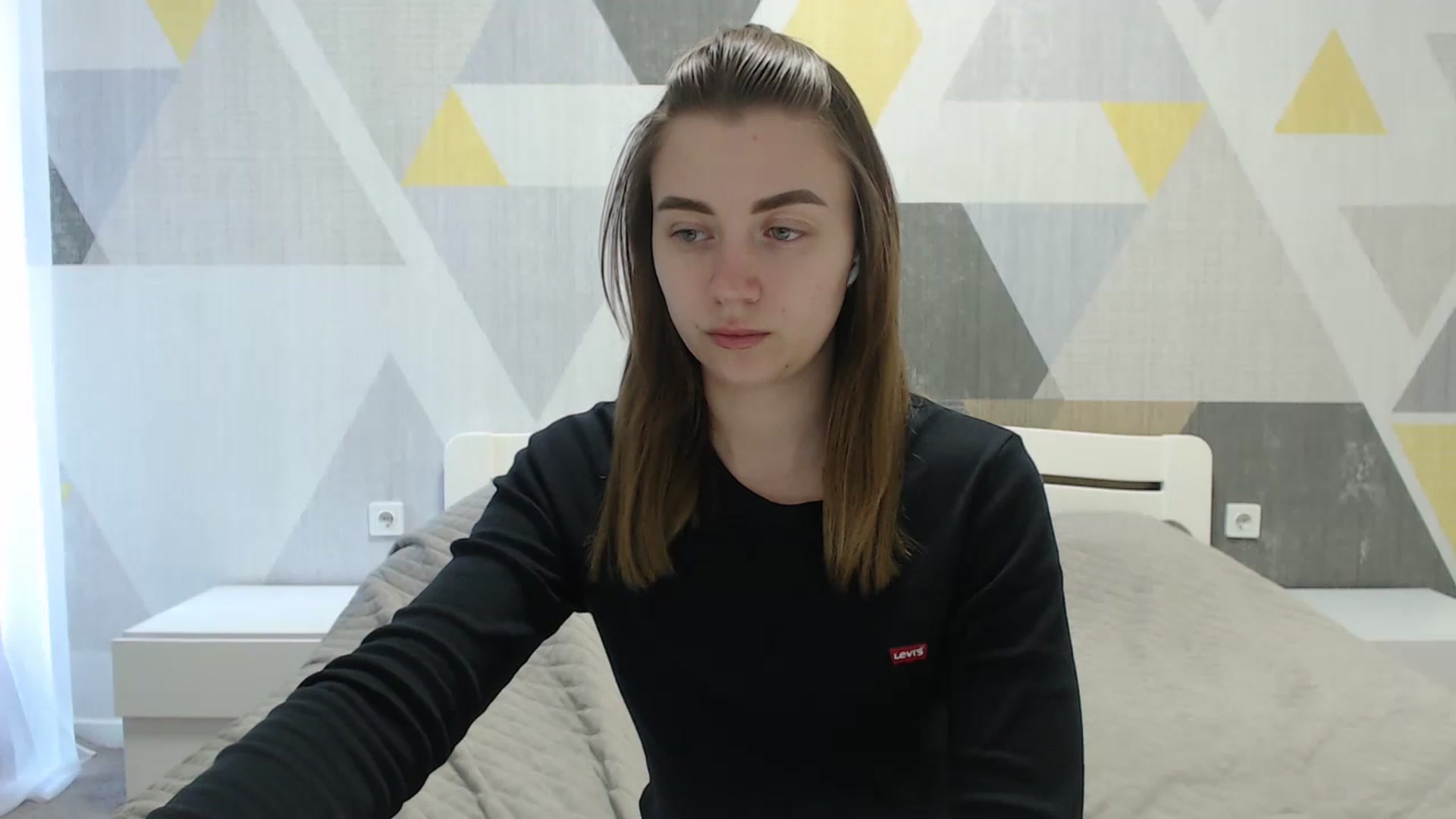 Gallery image thumbnail from Sulfate0's myfreecams stream on, 04/22/2025, 07:40 image 8 of 20