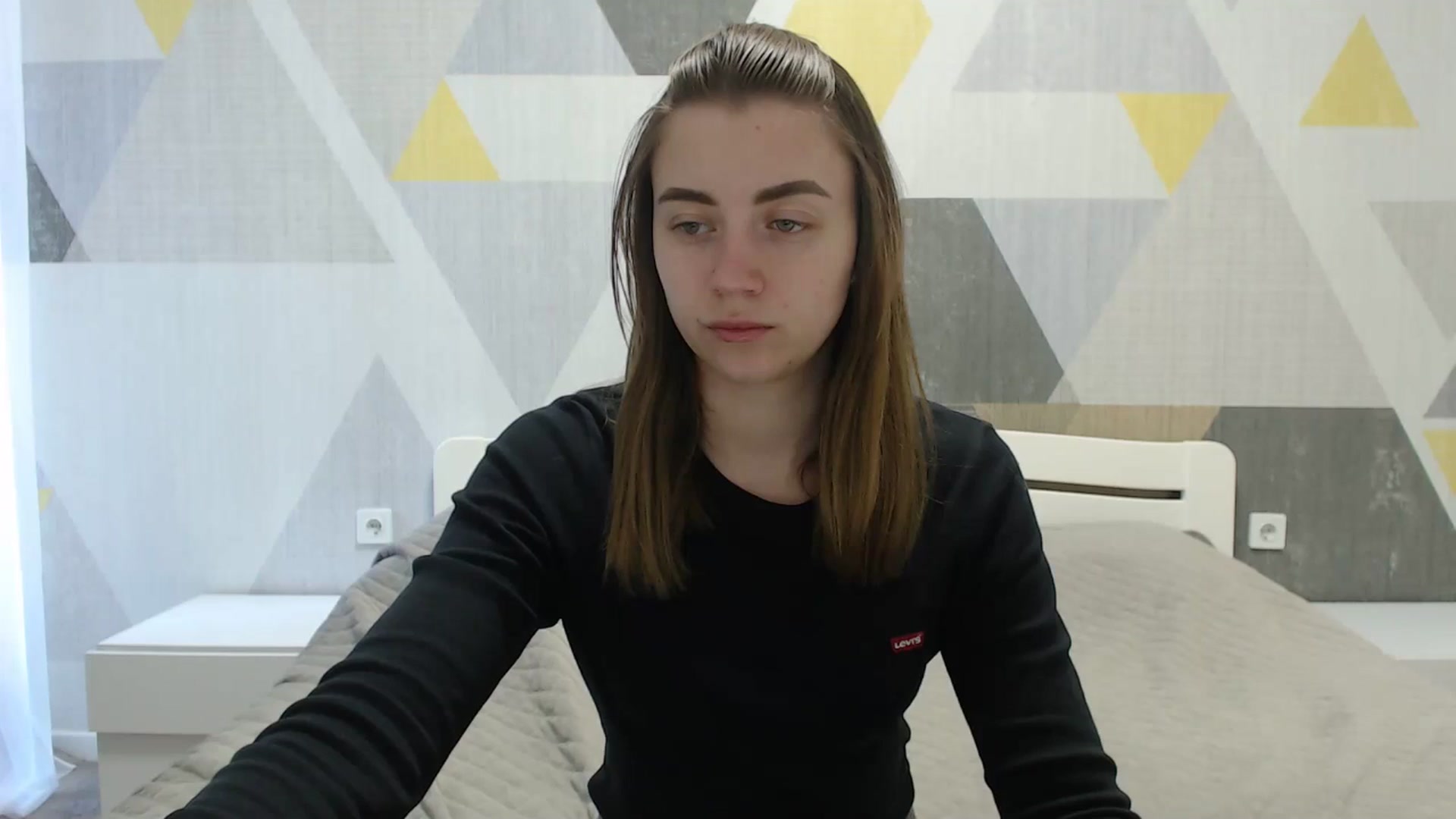 Gallery image thumbnail from Sulfate0's myfreecams stream on, 04/22/2025, 07:40 image 13 of 20