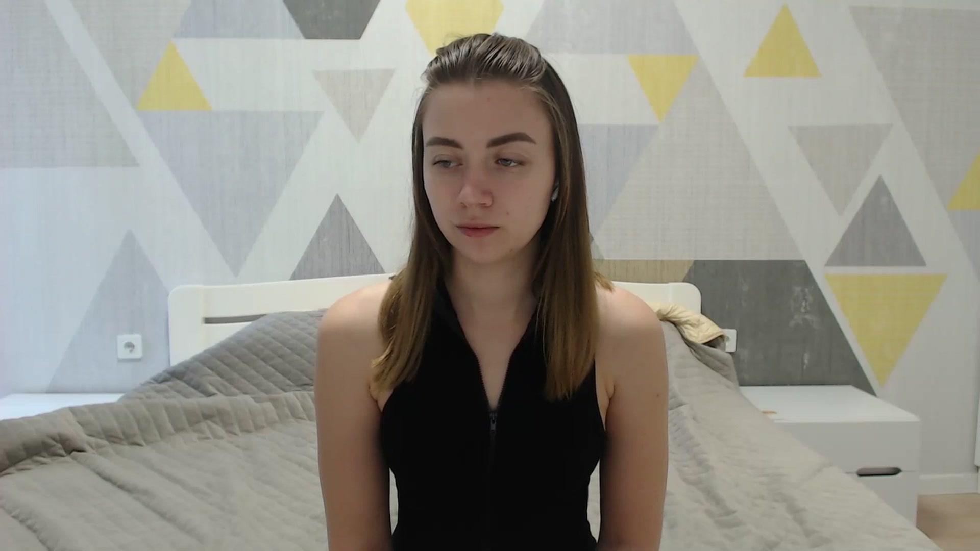 Gallery image thumbnail from Sulfate0's myfreecams stream on, 04/24/2025, 08:29 image 17 of 20