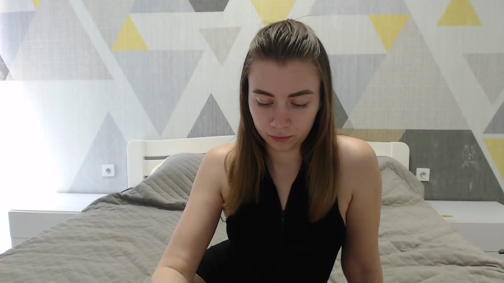 Gallery image thumbnail from Sulfate0's myfreecams stream on, 04/24/2025, 10:09 image 18 of 20