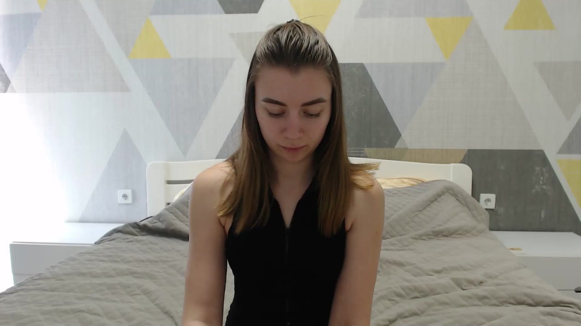Gallery image thumbnail from Sulfate0's myfreecams stream on, 04/24/2025, 10:09 image 5 of 20