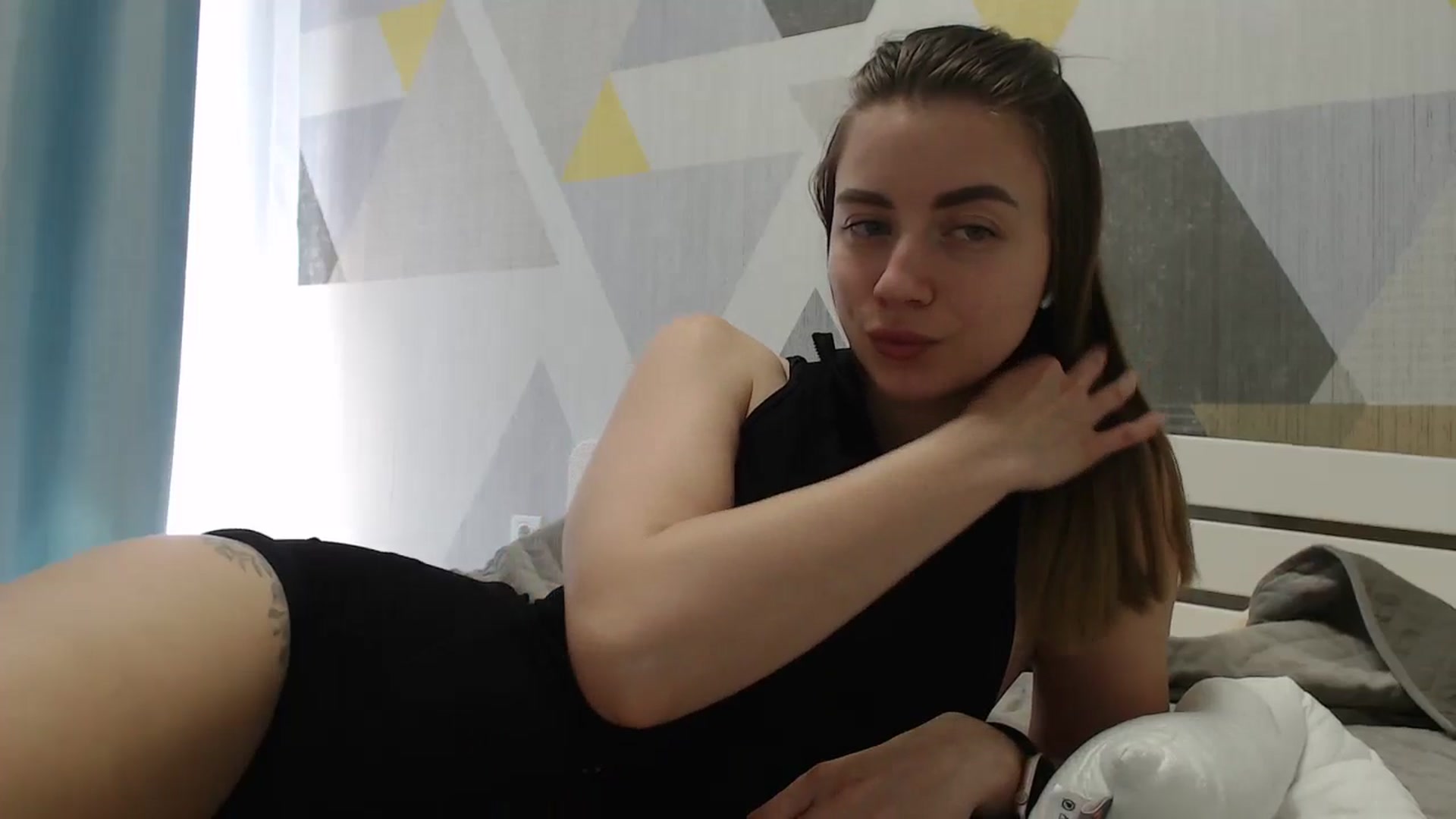 Gallery image thumbnail from Sulfate0's myfreecams stream on, 04/24/2025, 10:46 image 16 of 20