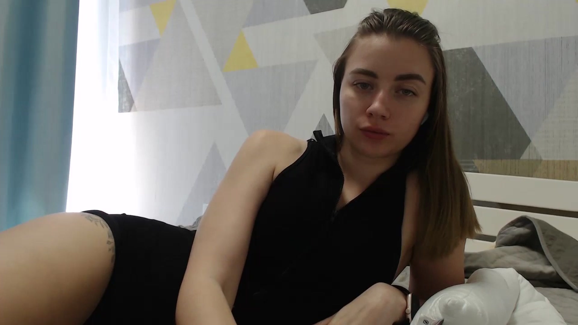 Gallery image thumbnail from Sulfate0's myfreecams stream on, 04/24/2025, 10:46 image 13 of 20
