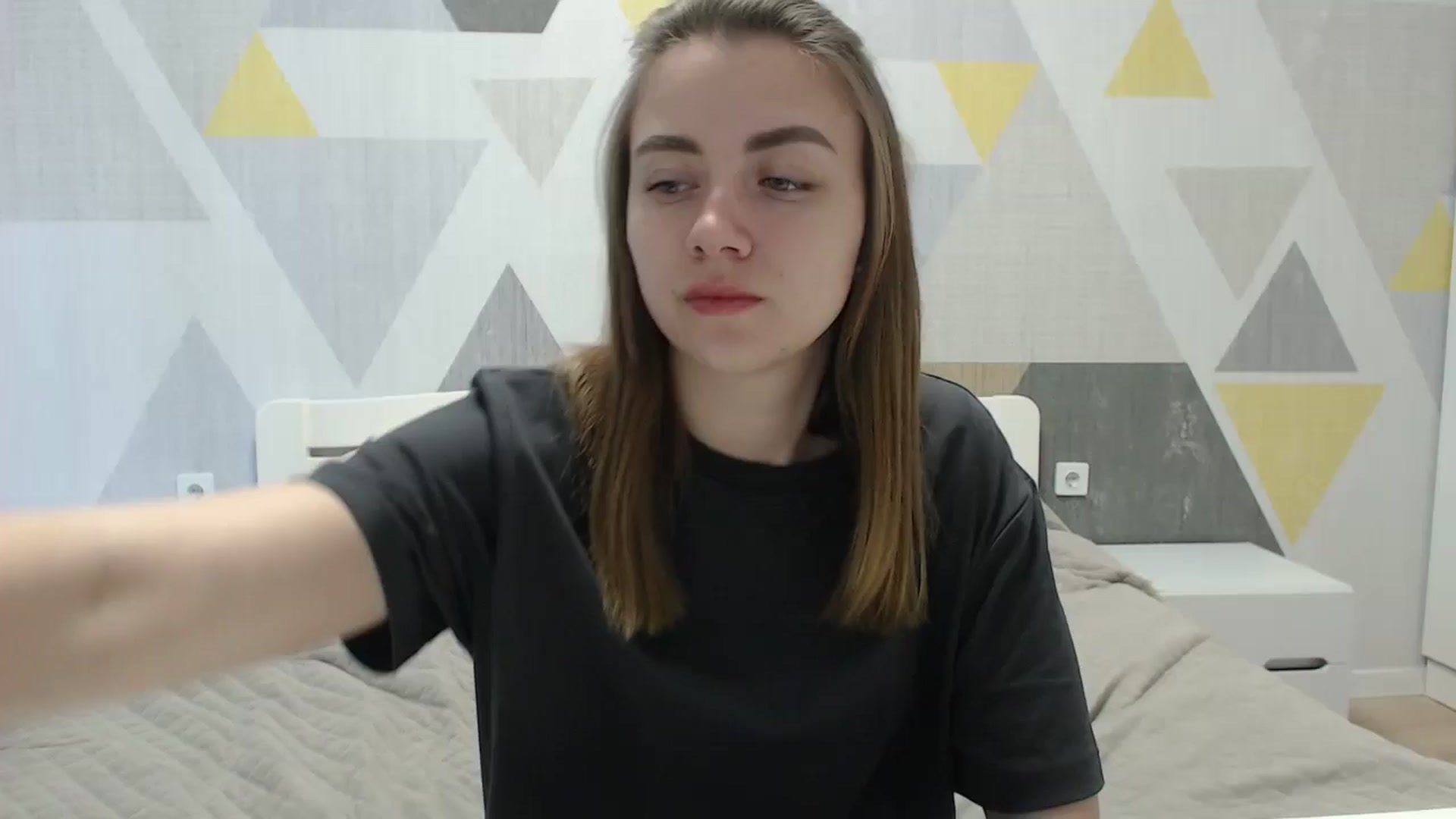 Gallery image thumbnail from Sulfate0's myfreecams stream on, 04/25/2025, 07:23 image 7 of 20