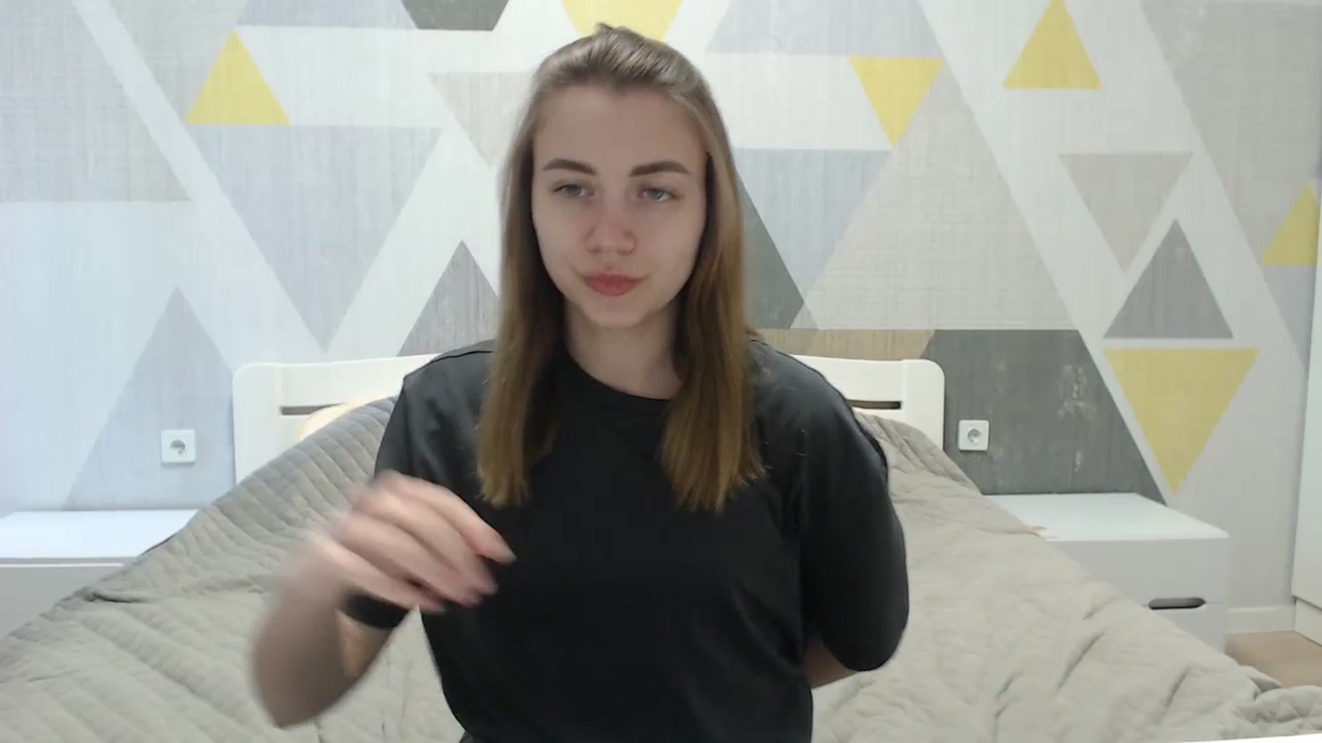 Gallery image thumbnail from Sulfate0's myfreecams stream on, 04/25/2025, 07:23 image 16 of 20