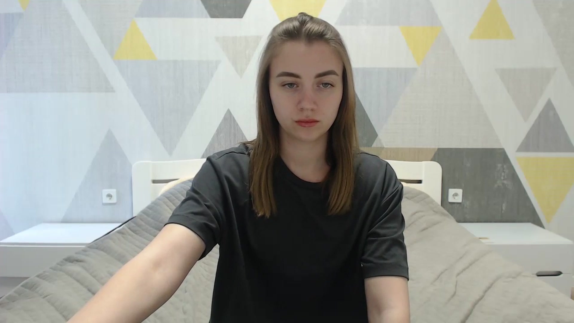 Gallery image thumbnail from Sulfate0's myfreecams stream on, 04/25/2025, 08:28 image 15 of 20