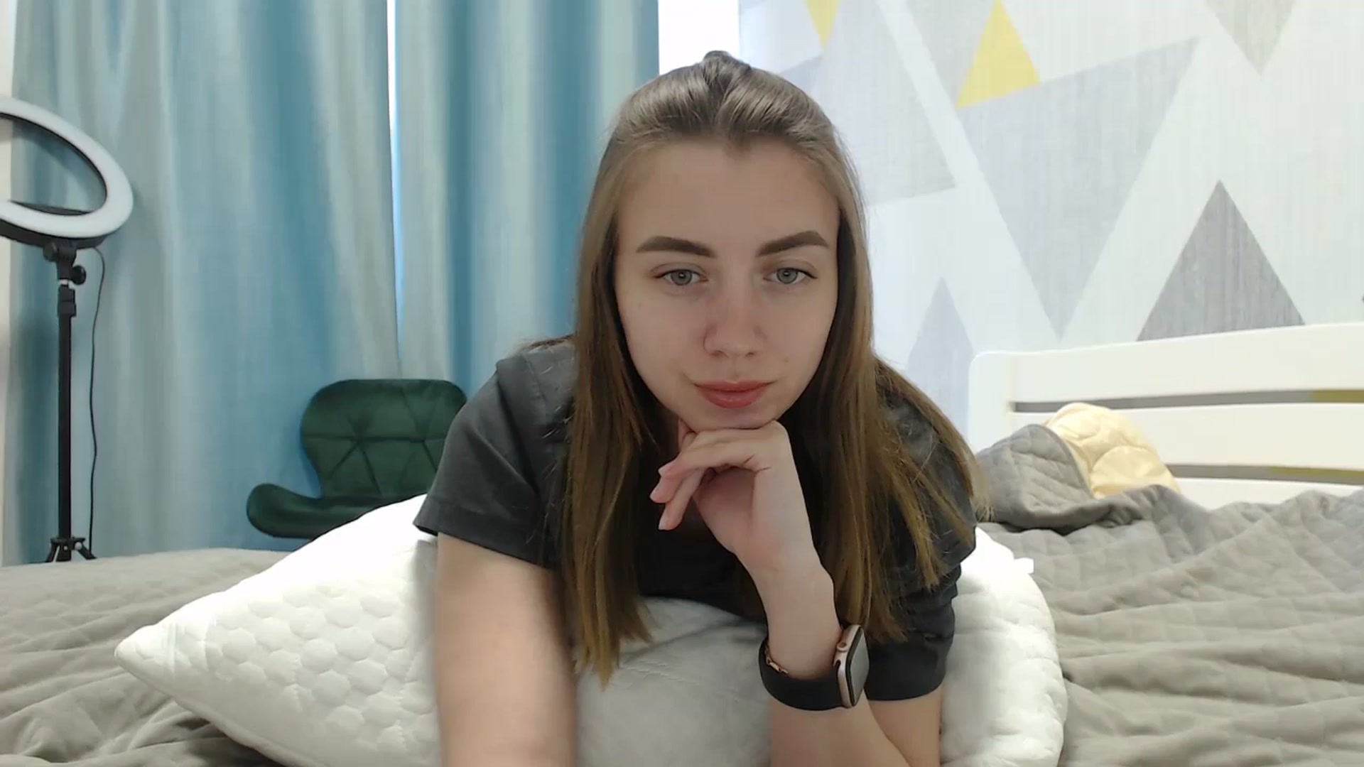 Gallery image thumbnail from Sulfate0's myfreecams stream on, 04/25/2025, 08:44 image 18 of 20