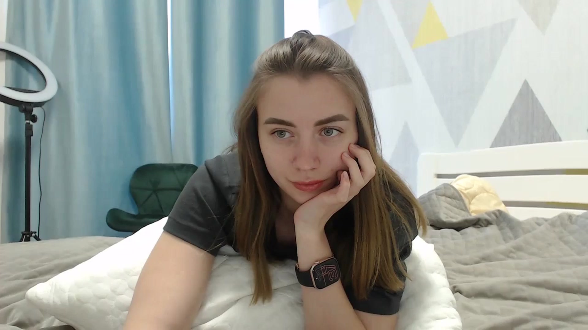 Gallery image thumbnail from Sulfate0's myfreecams stream on, 04/25/2025, 08:44 image 13 of 20