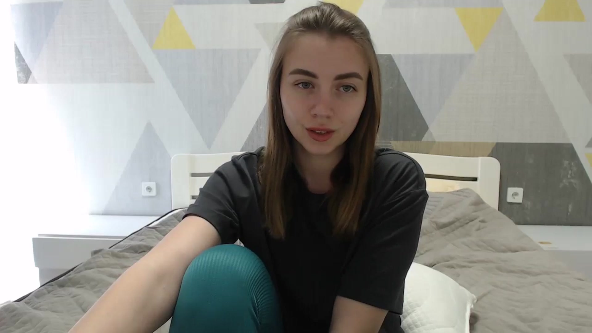 Gallery image thumbnail from Sulfate0's myfreecams stream on, 04/25/2025, 09:51 image 7 of 20